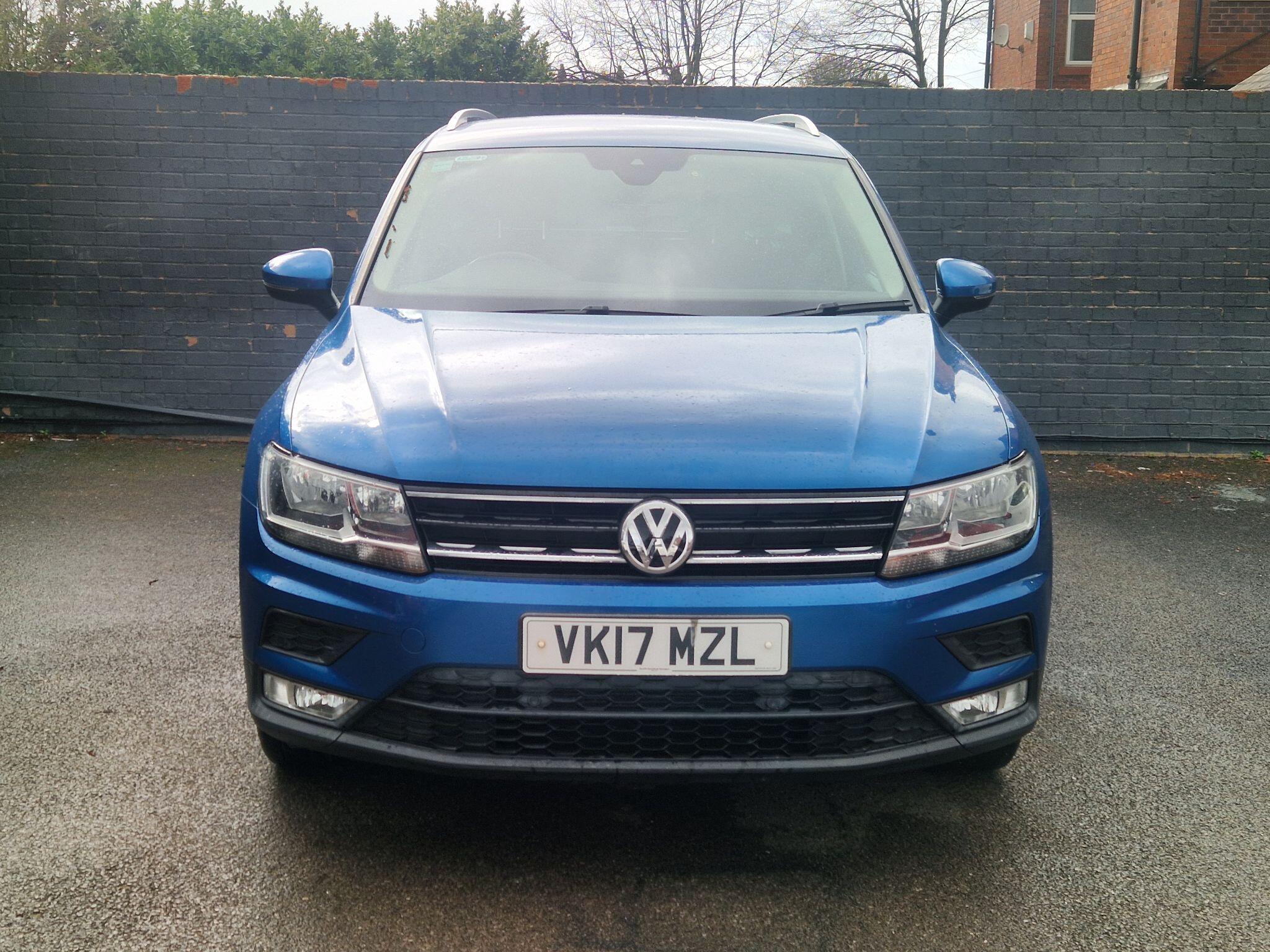 Volkswagen Tiguan - Image 4