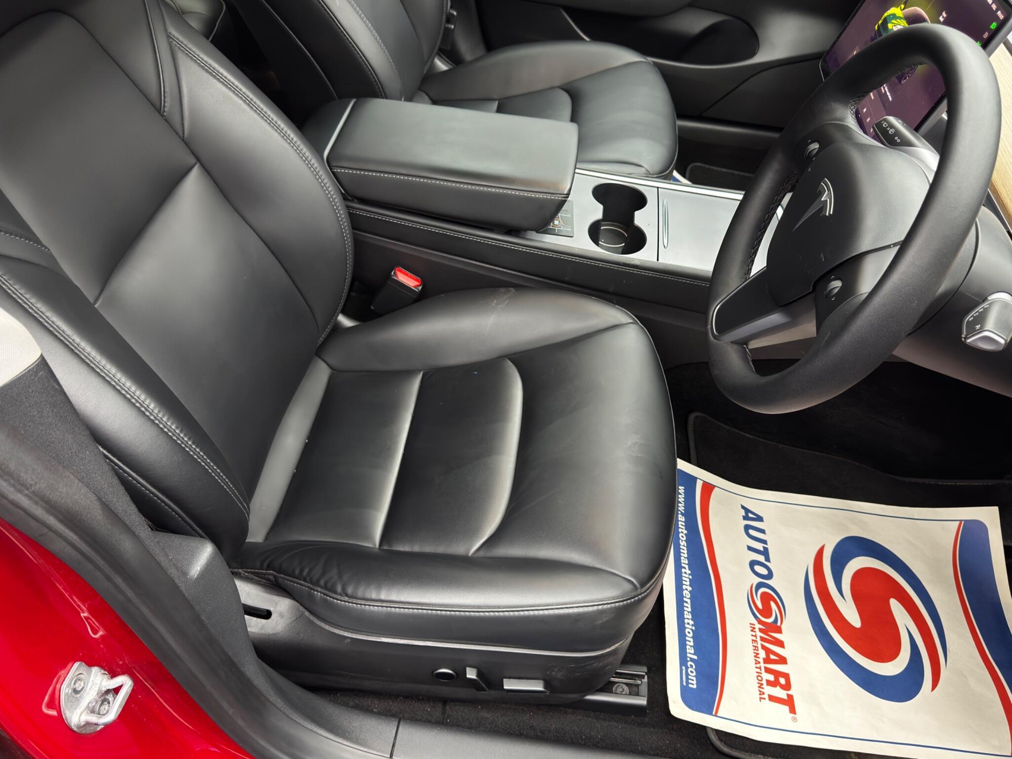 Tesla Model 3 - Image 13