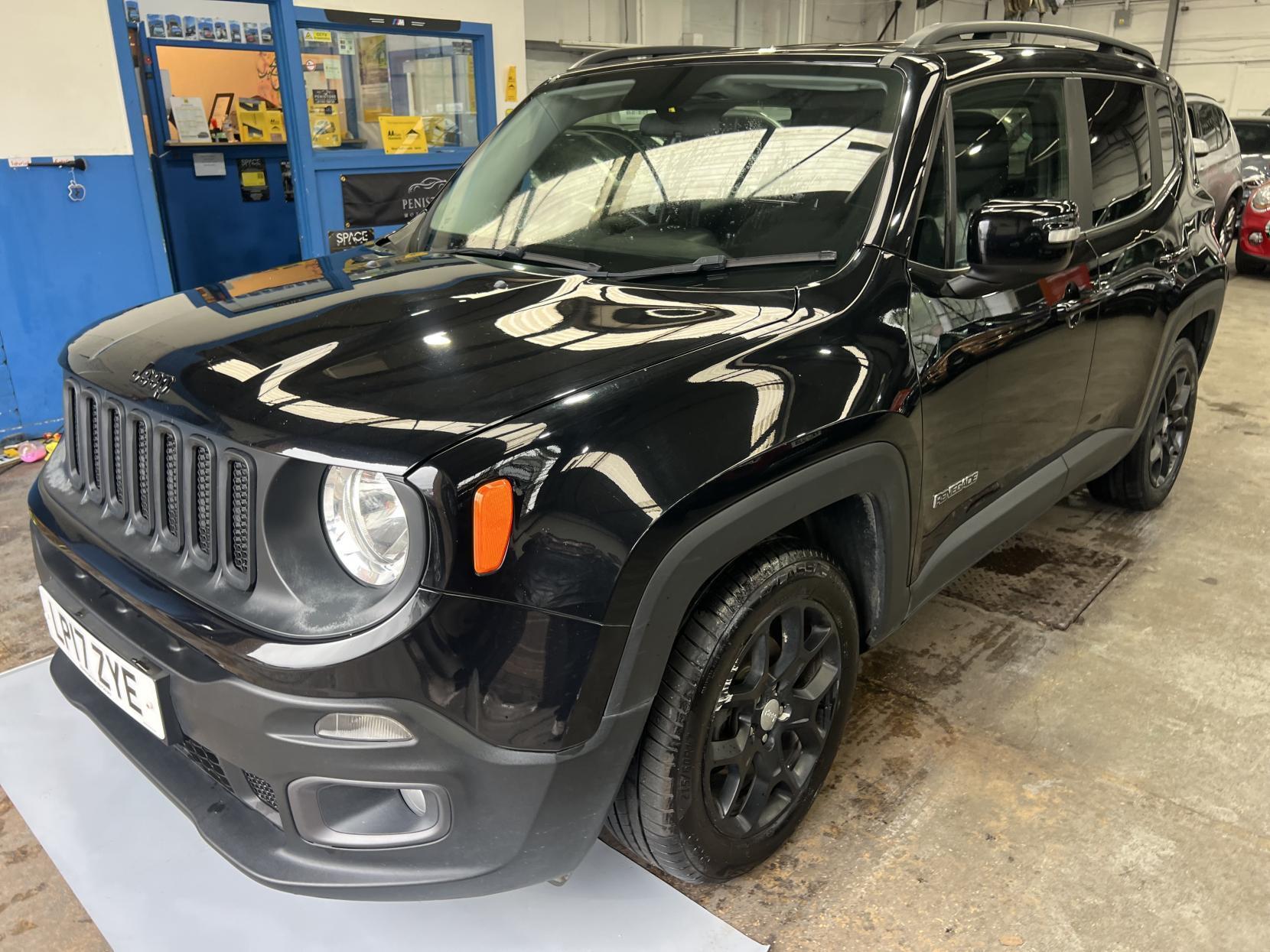 Jeep Renegade - Image 14