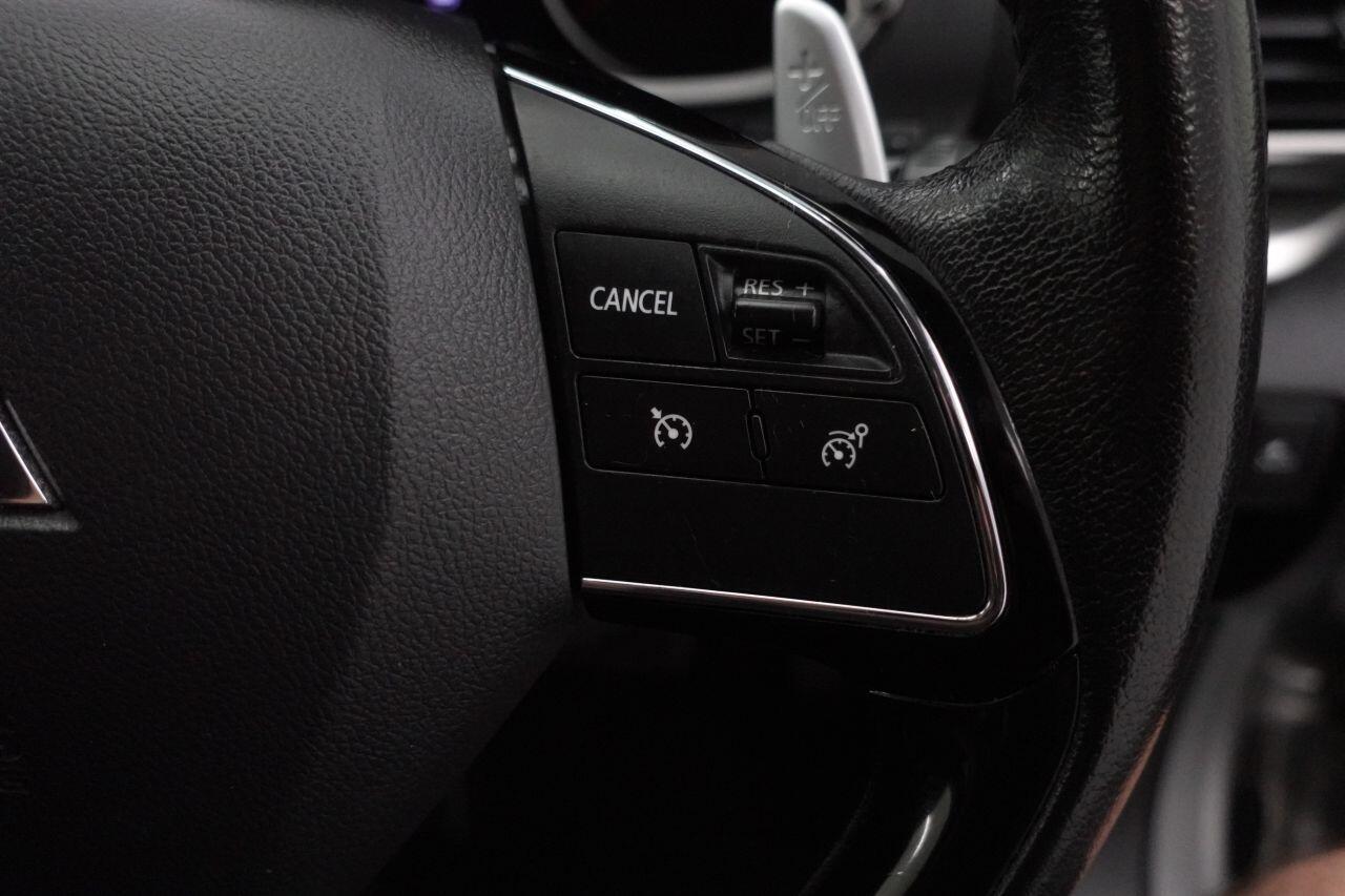 Mitsubishi Eclipse Cross - Image 18