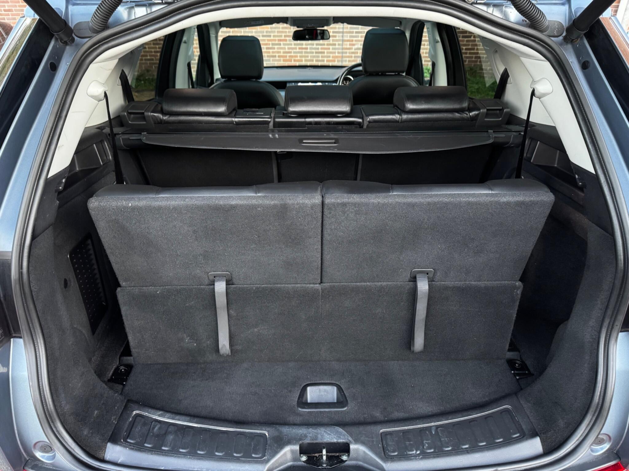 Land Rover DISCOVERY SPORT - Image 20