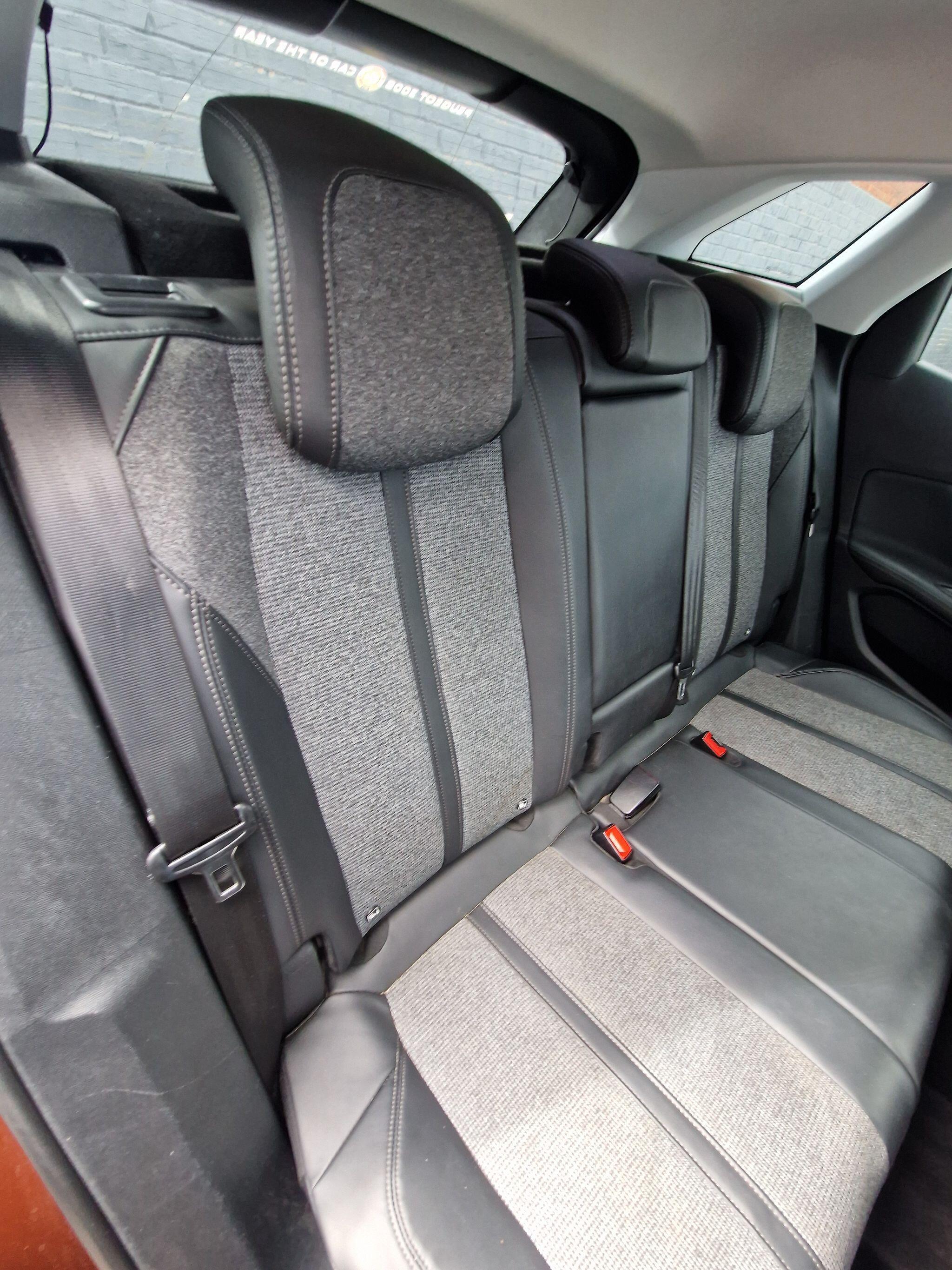 Peugeot 3008 - Image 33