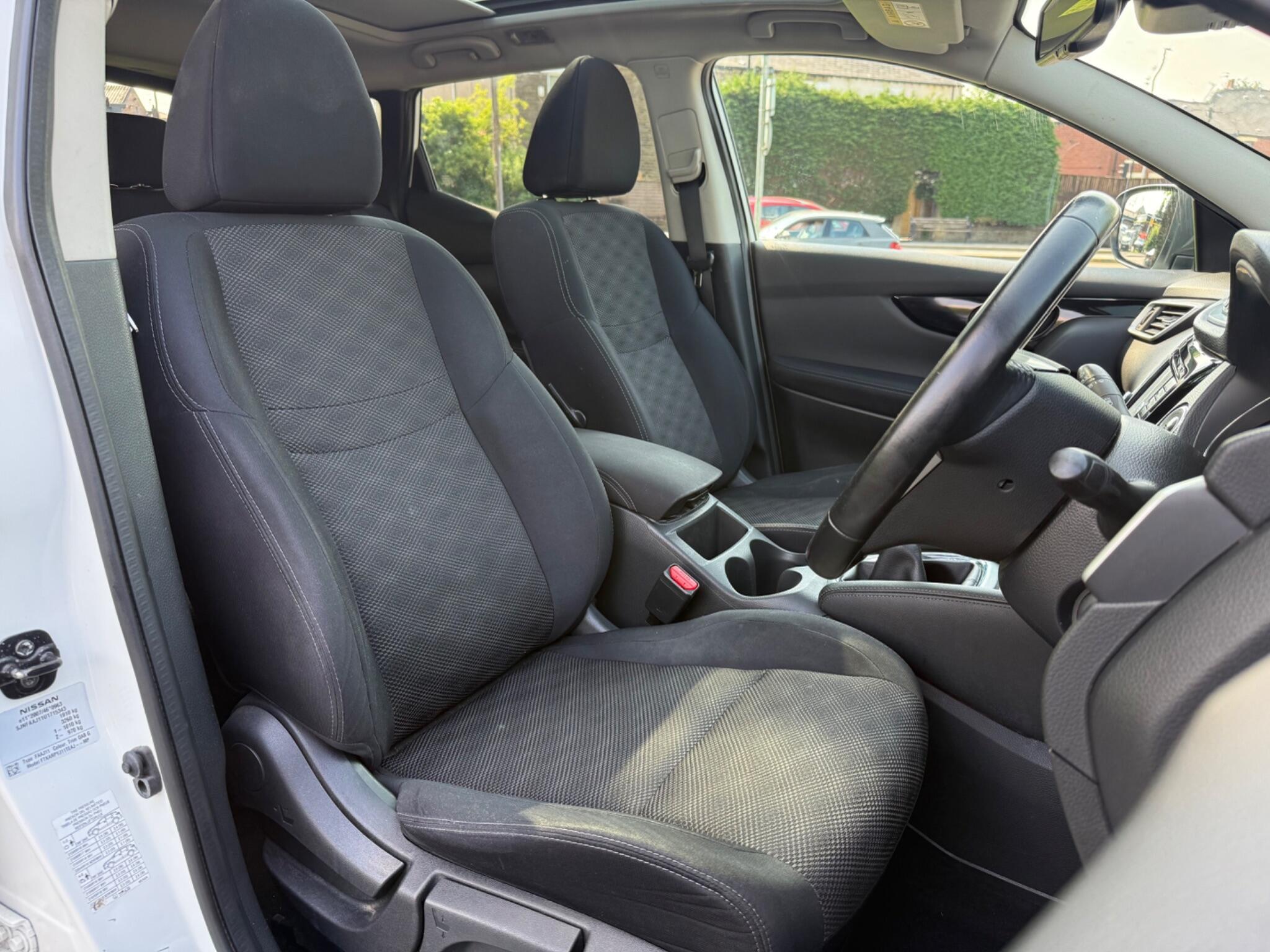 Nissan Qashqai - Image 12