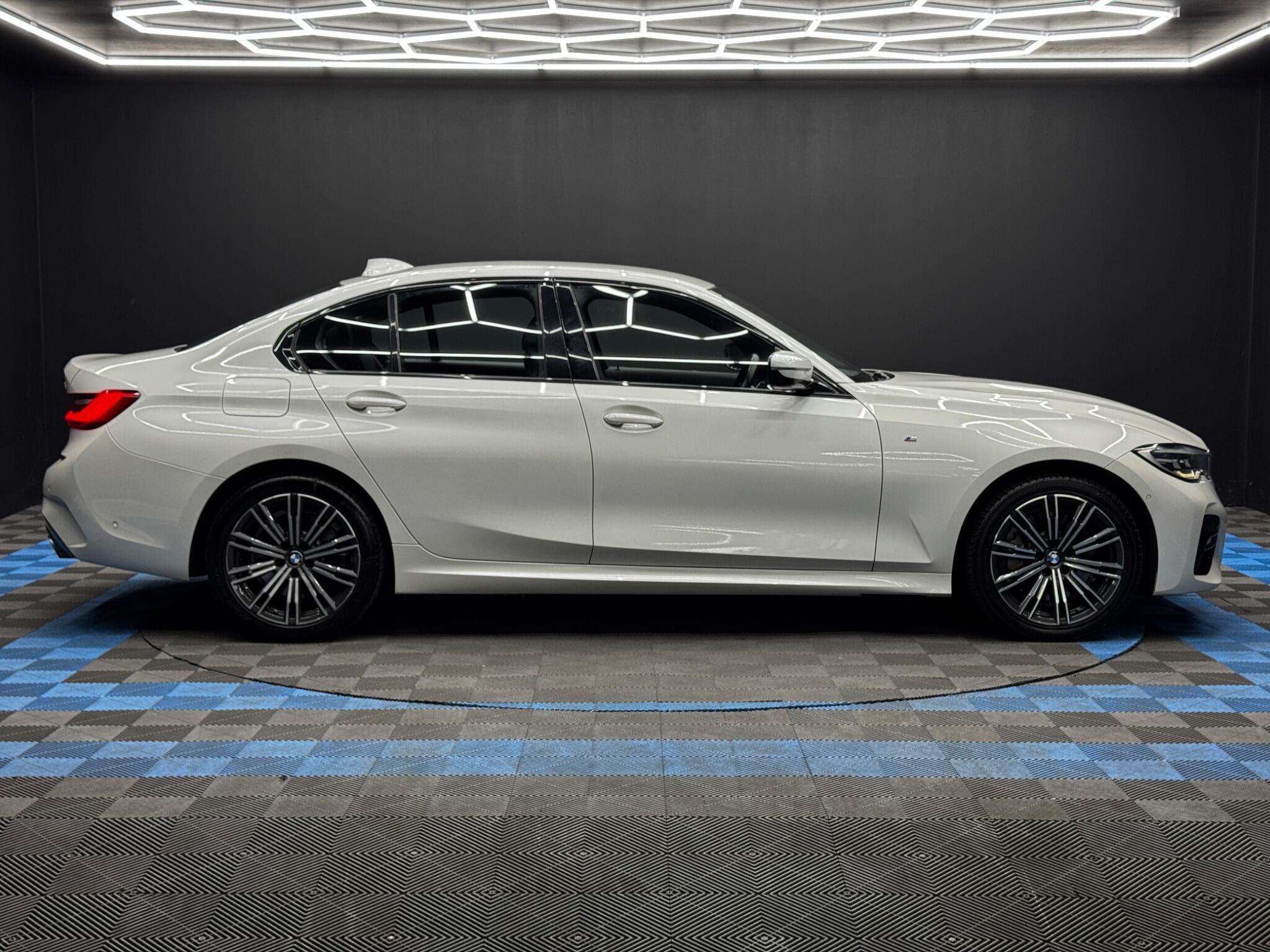 BMW 3 Series - Image 4