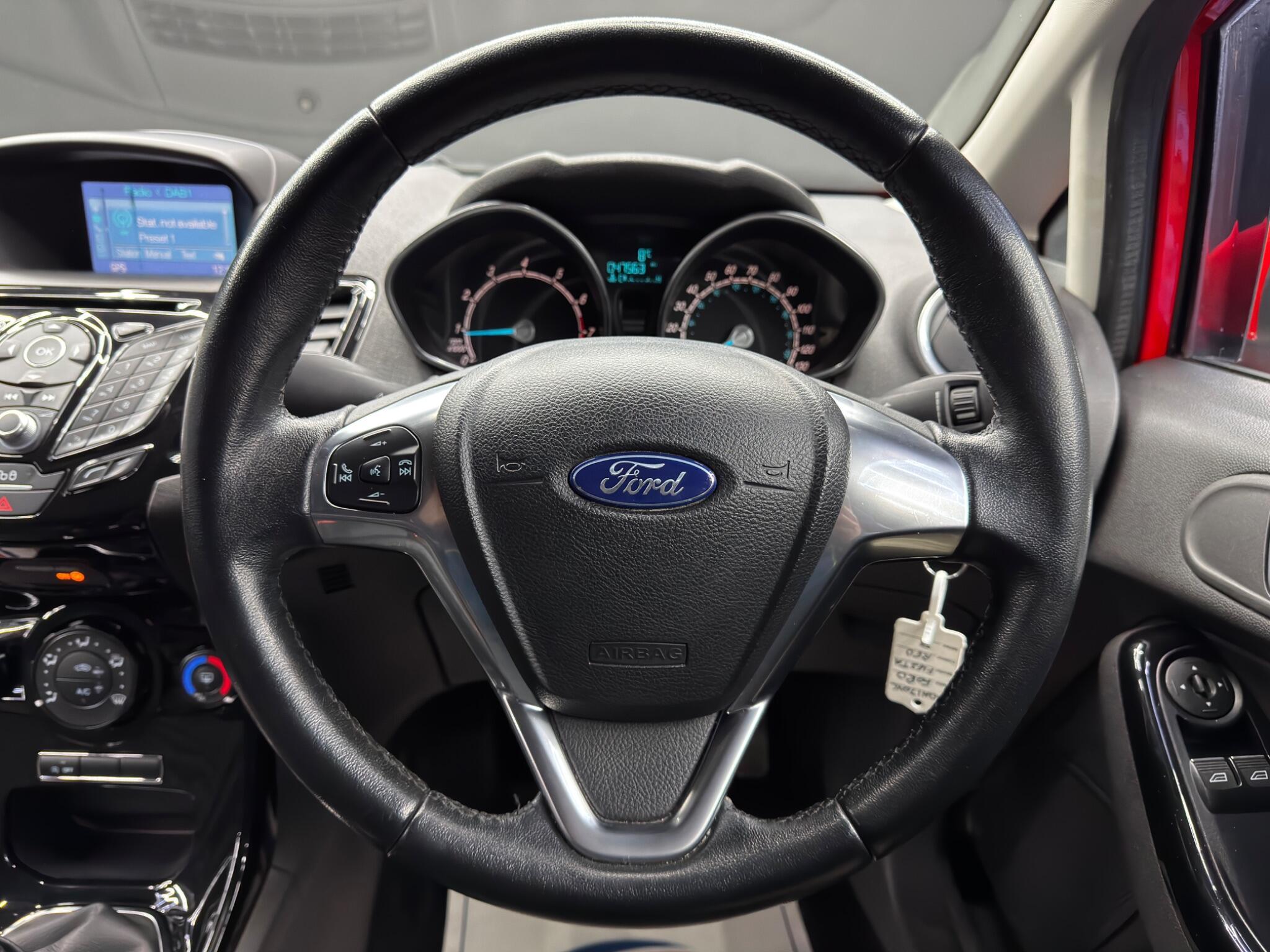 Ford Fiesta - Image 18
