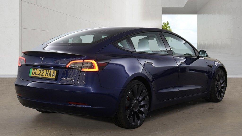 Tesla Model 3 - Image 4