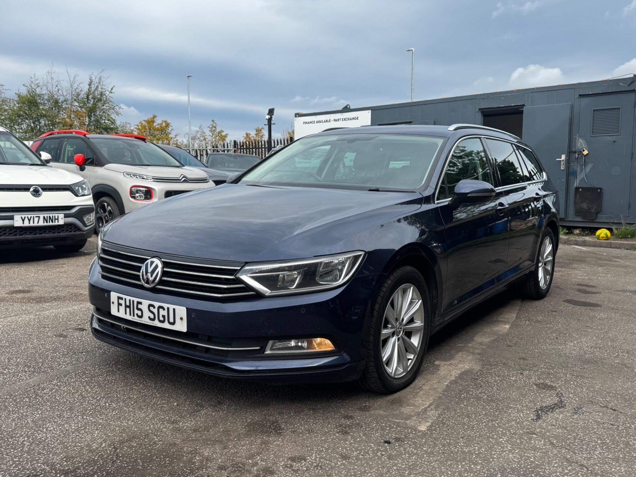 Volkswagen Passat - Image 3