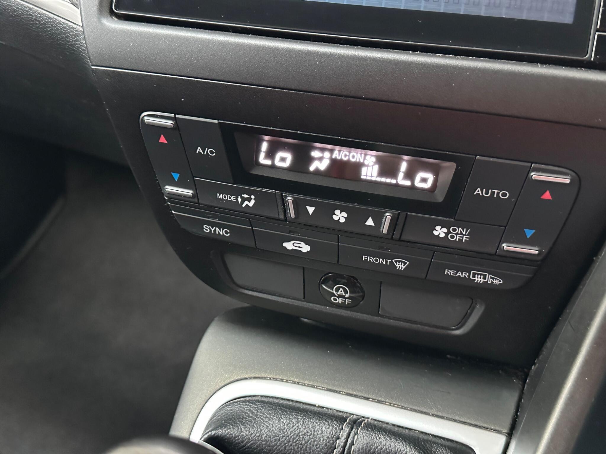 Honda Civic - Image 18