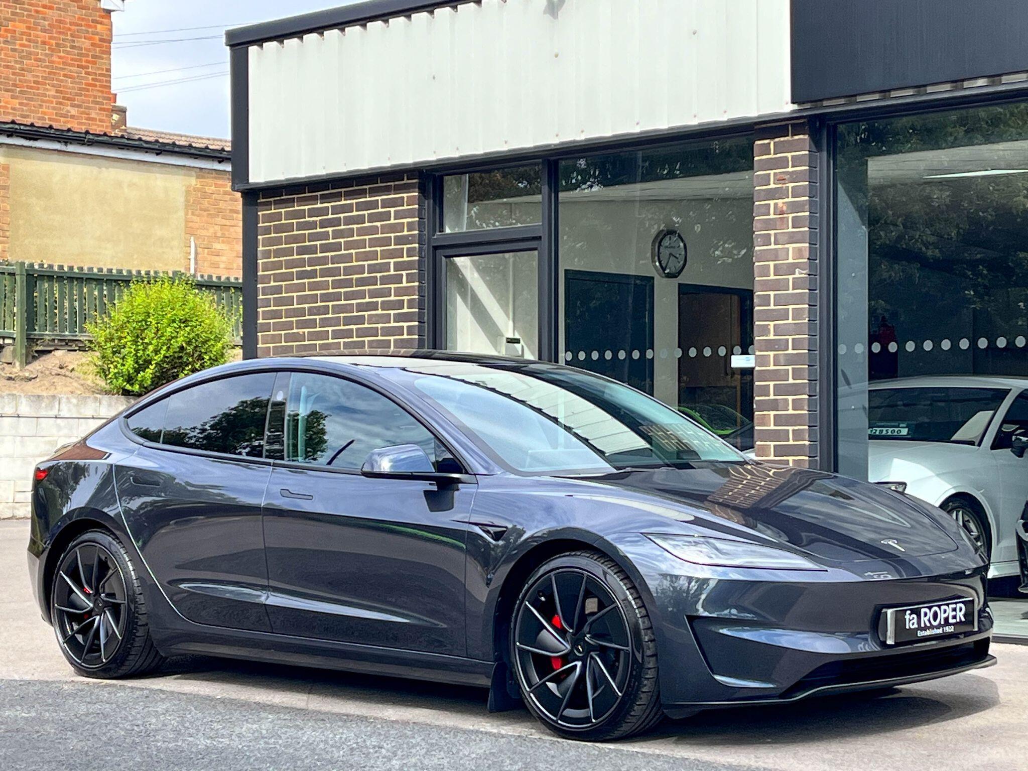 Tesla Model 3 - Image 18