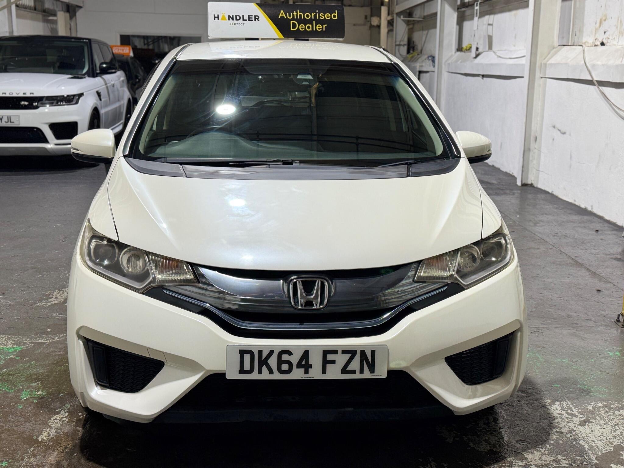 Honda FIT - Image 25
