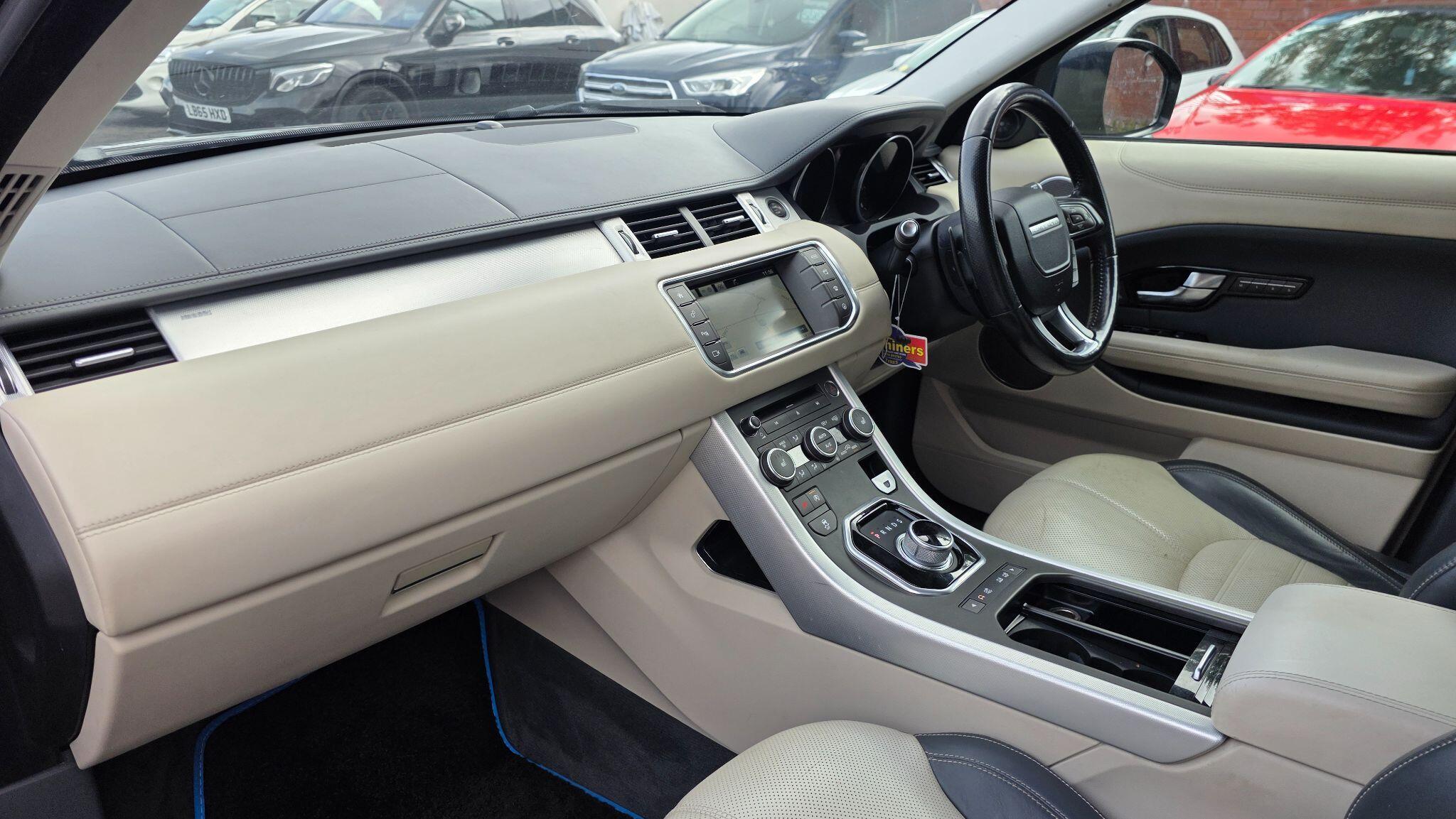 Land Rover Range Rover Evoque - Image 14