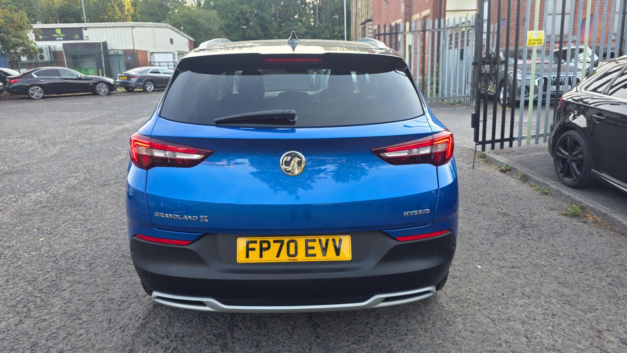Vauxhall Grandland X - Image 12