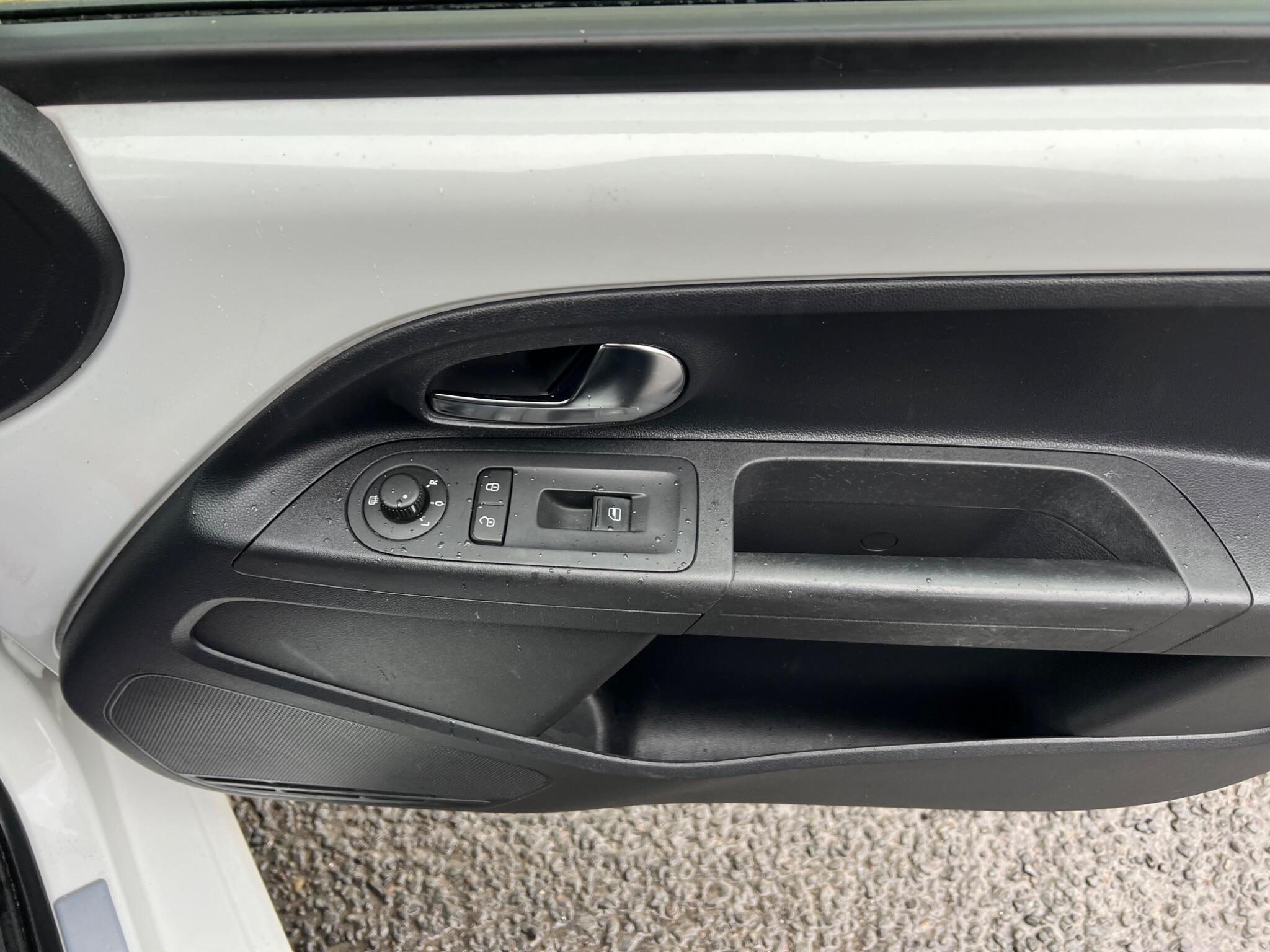 Volkswagen up! - Image 22