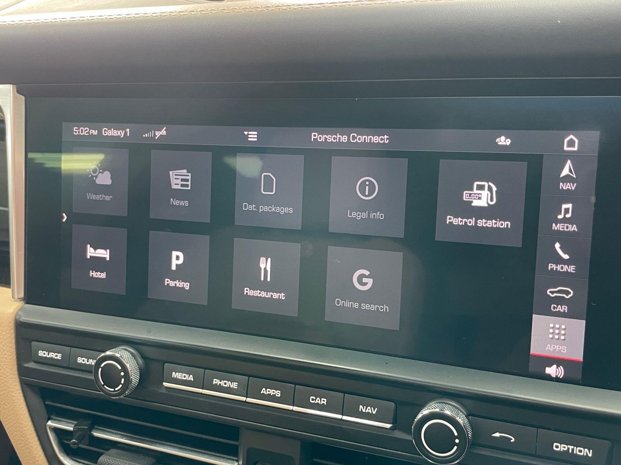 Porsche Macan - Image 48