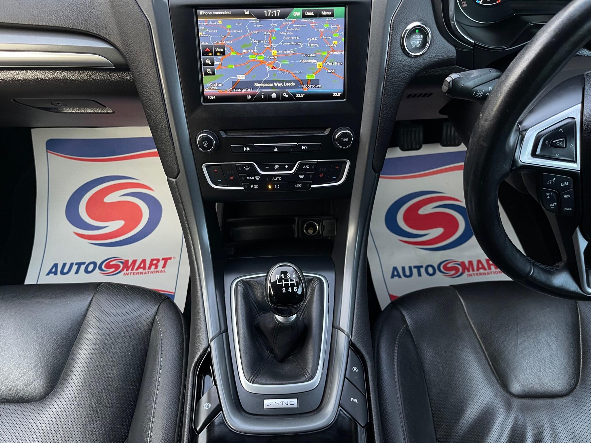 Ford Mondeo - Image 40