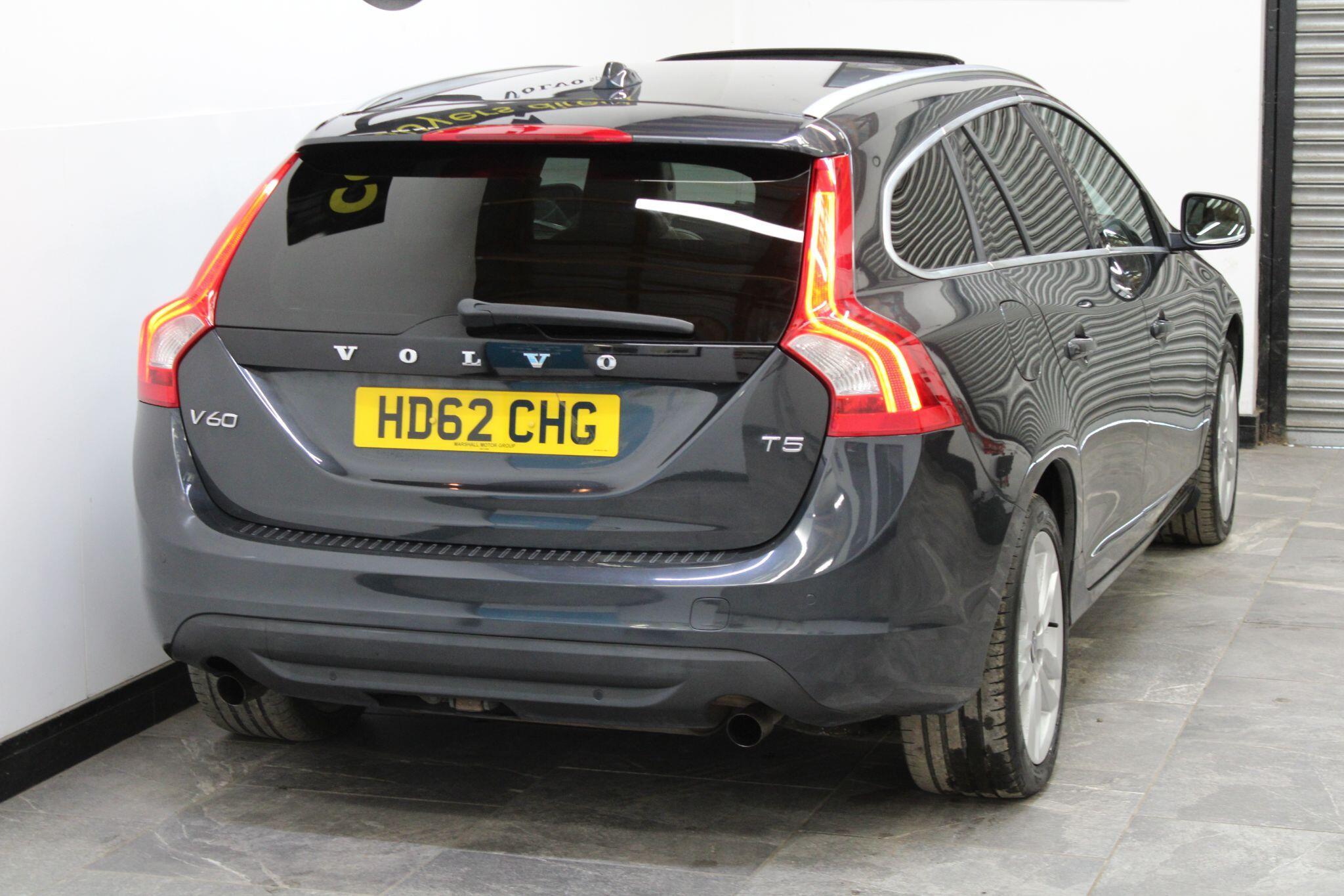 Volvo V60 - Image 15