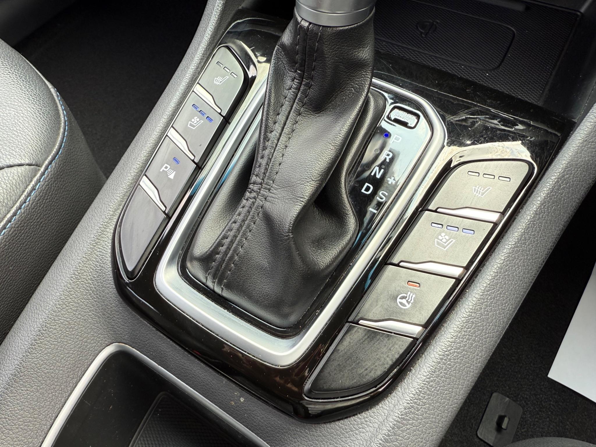 Hyundai Ioniq - Image 39