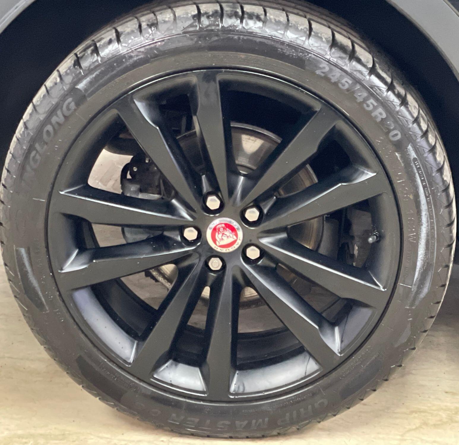 Jaguar E-Pace - Image 15