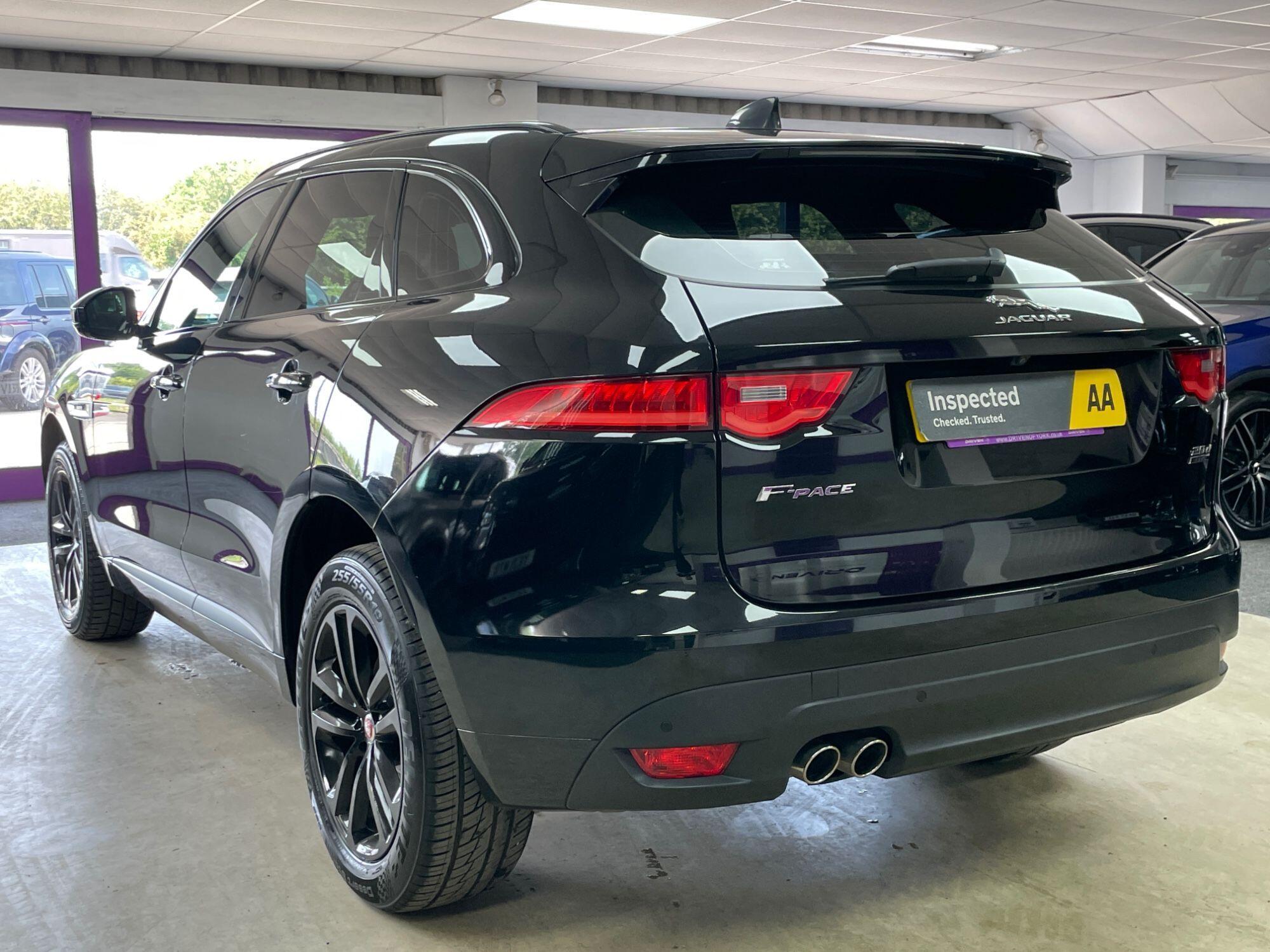 Jaguar F-Pace - Image 8