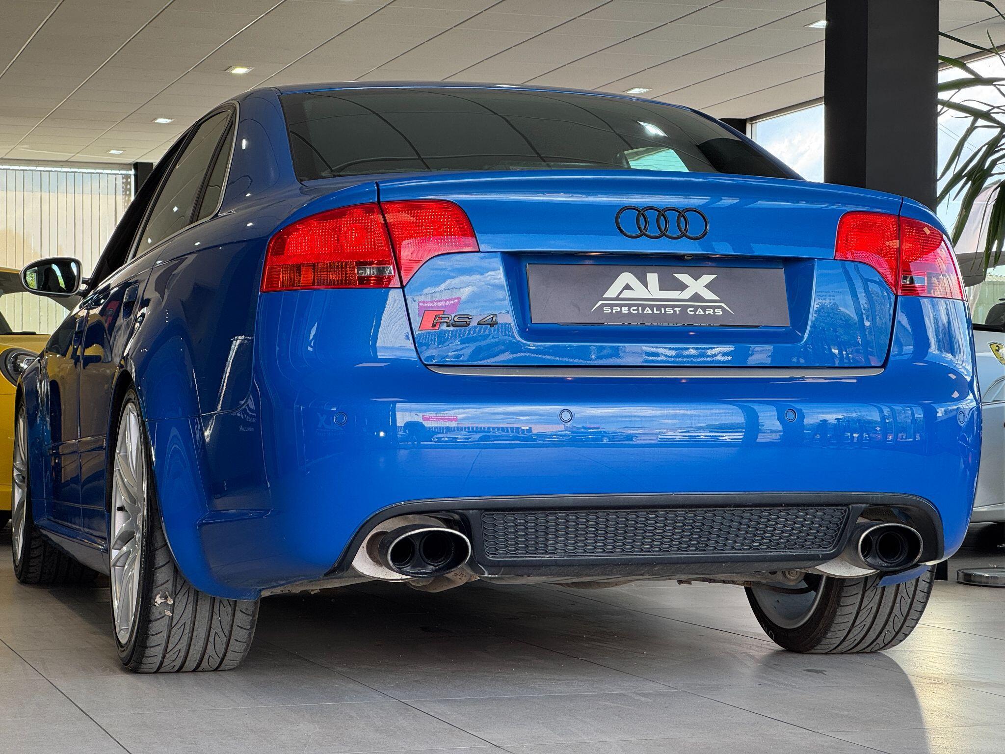 Audi RS4 - Image 16
