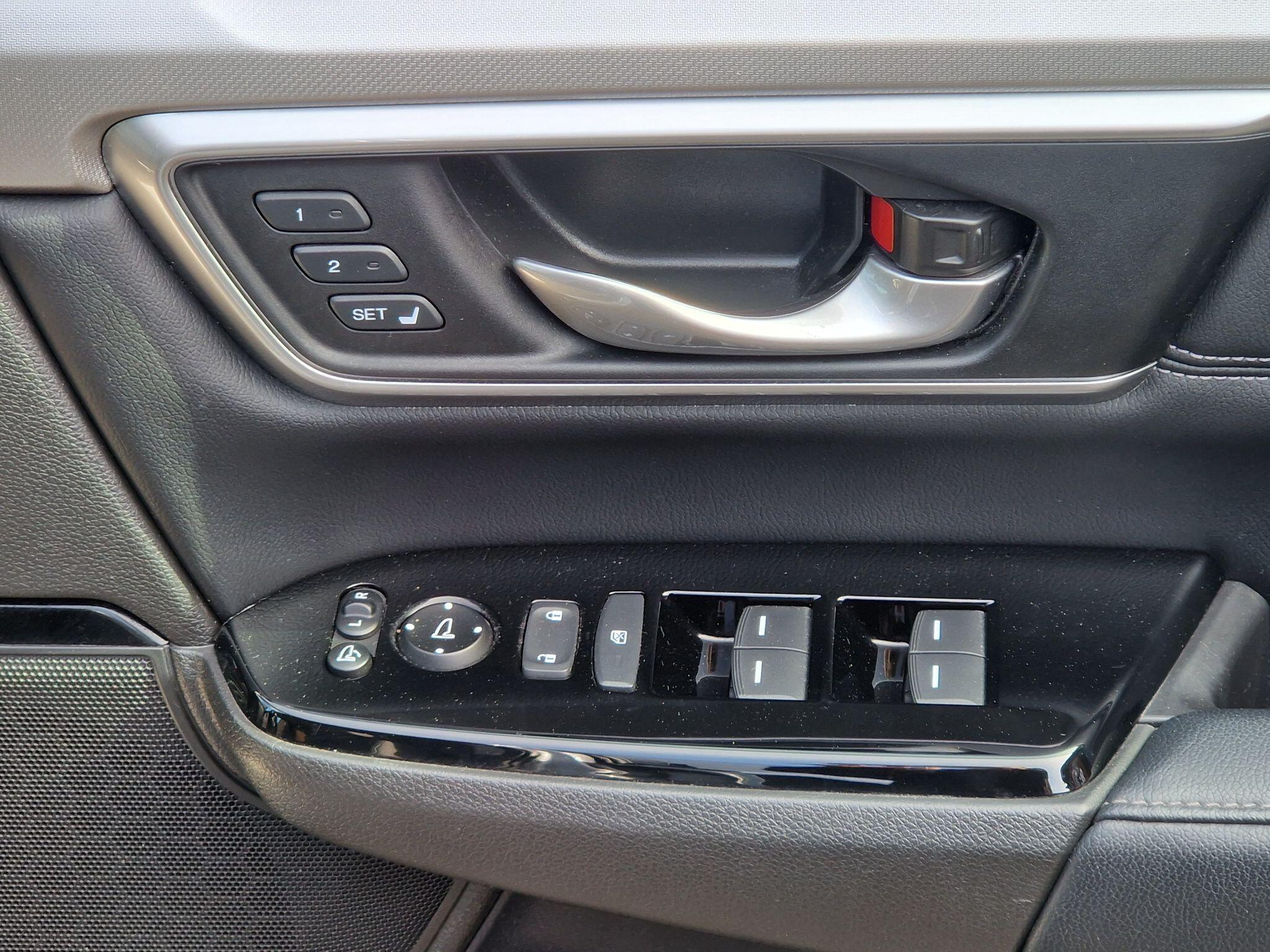 Honda CR-V - Image 34