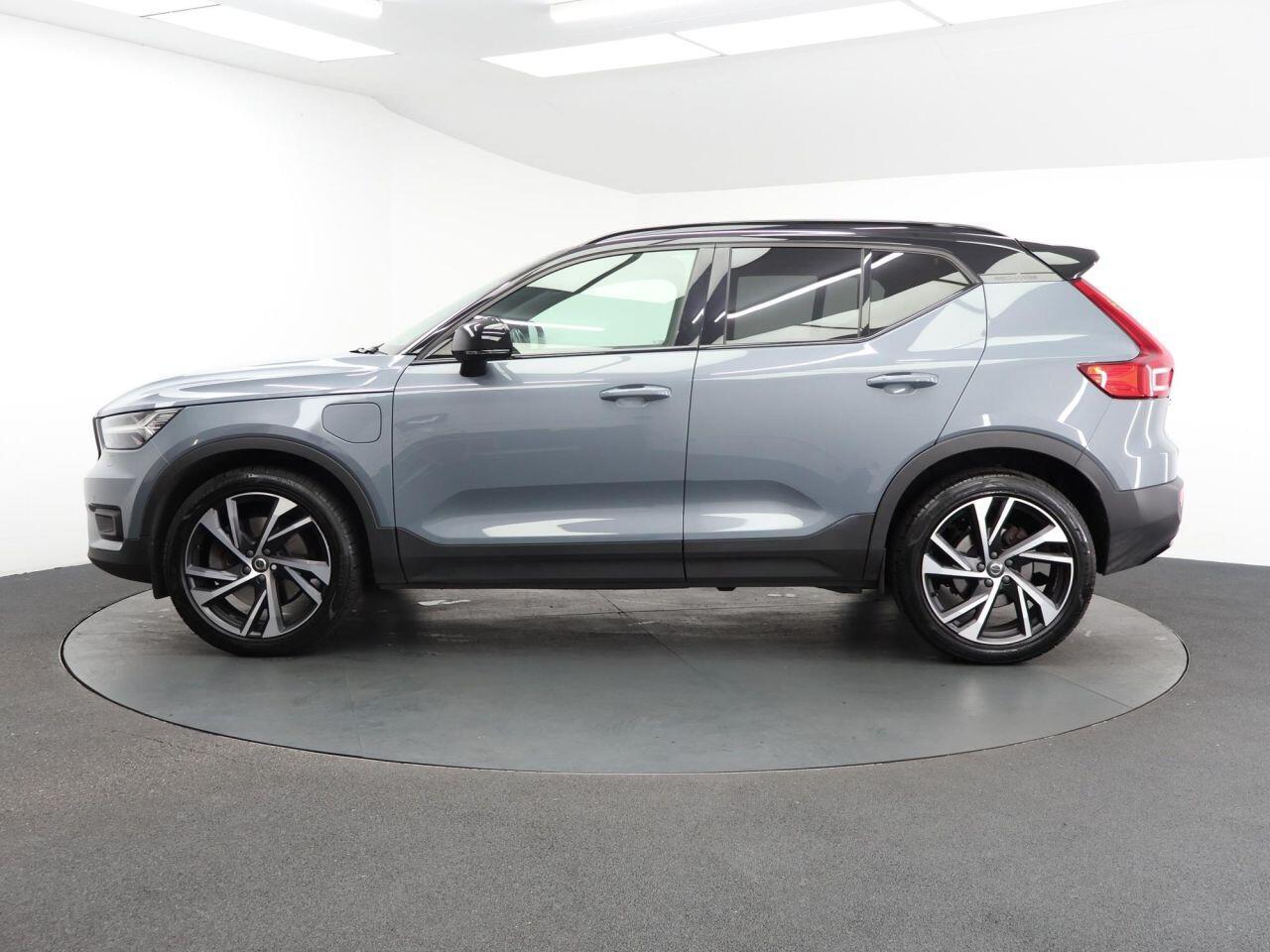 Volvo XC40 - Image 8