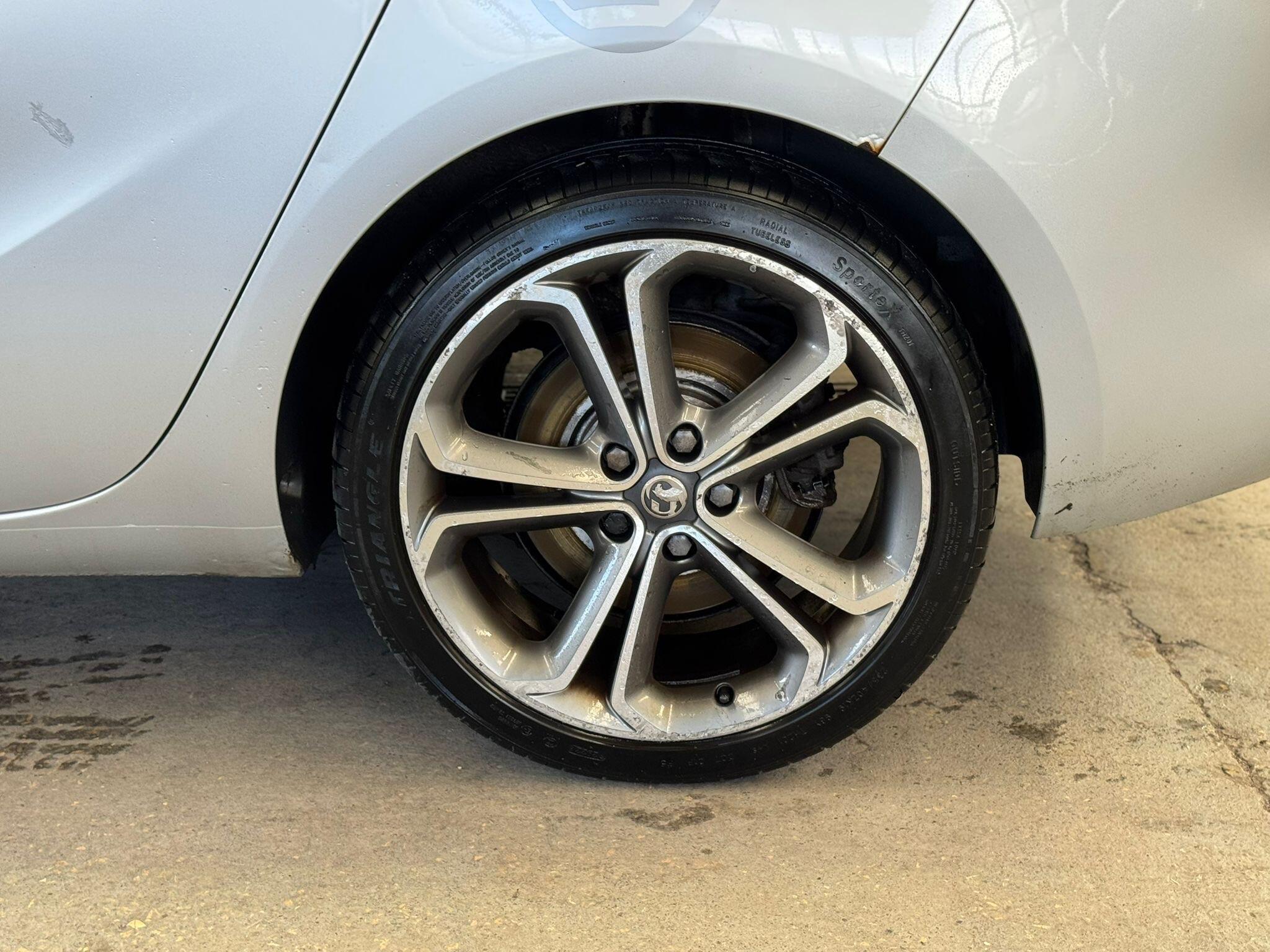 Vauxhall Zafira Tourer - Image 12