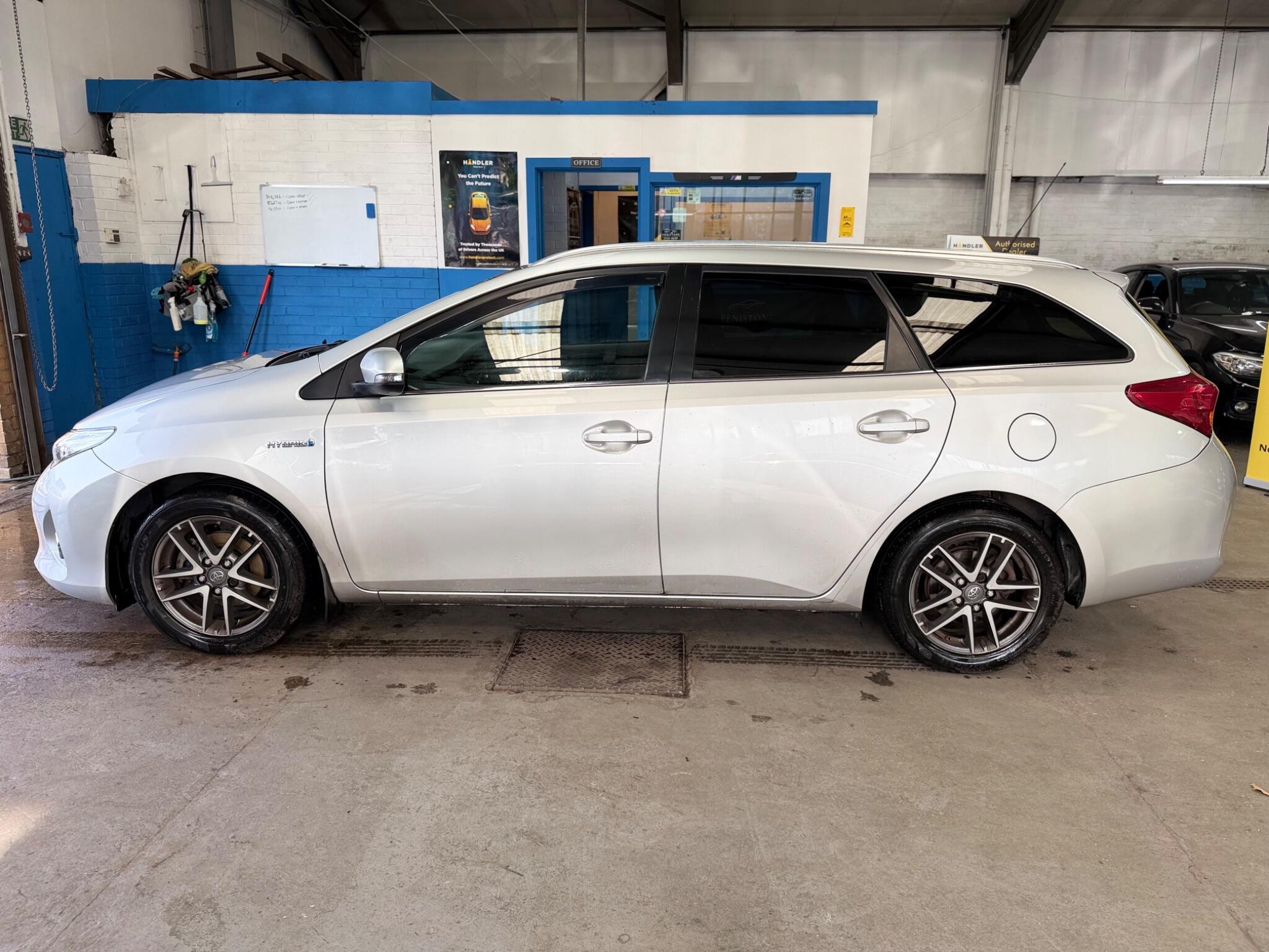 Toyota Auris - Image 4