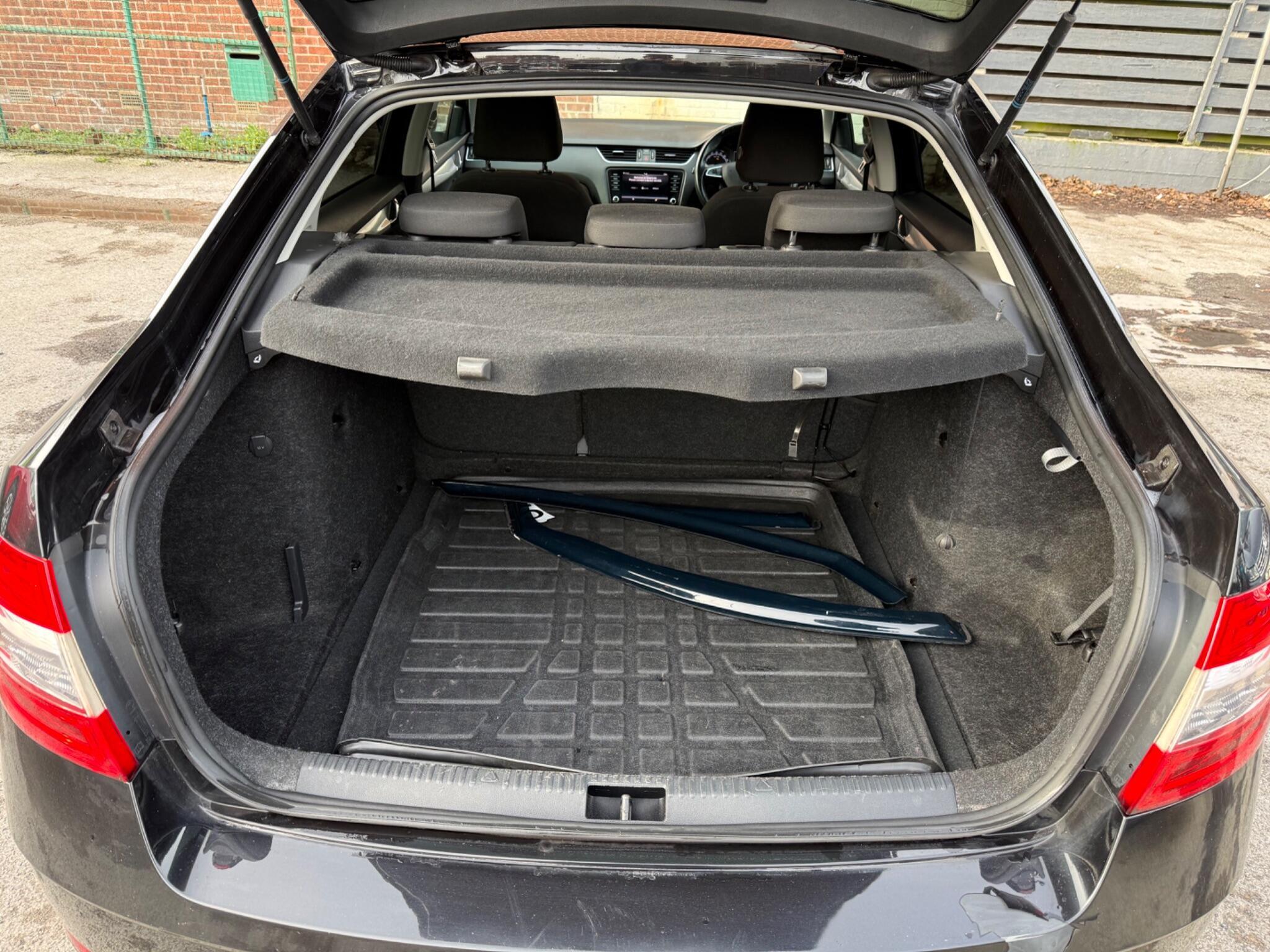 Skoda Octavia - Image 27