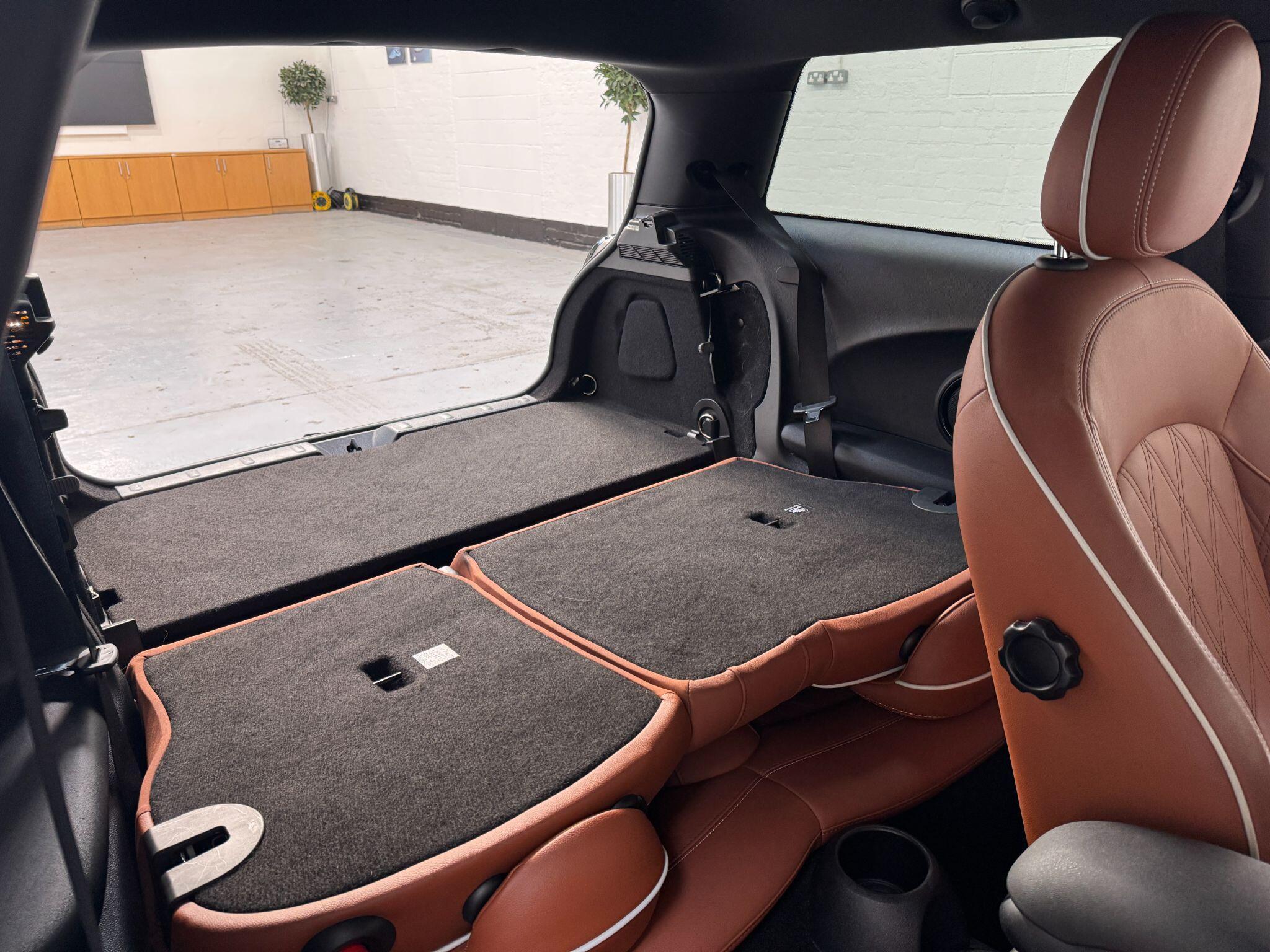 MINI Hatch - Image 81