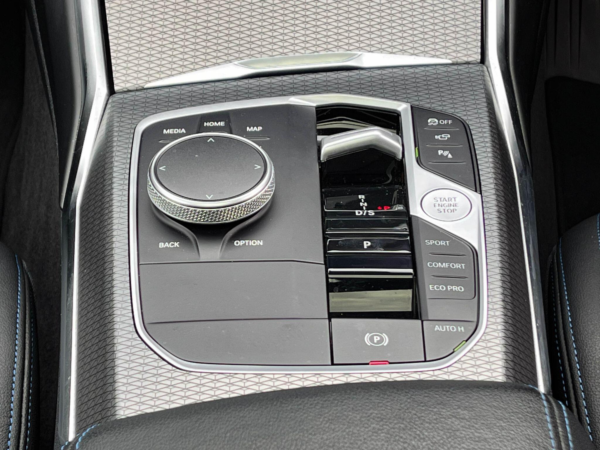 BMW 3 Series - Image 18