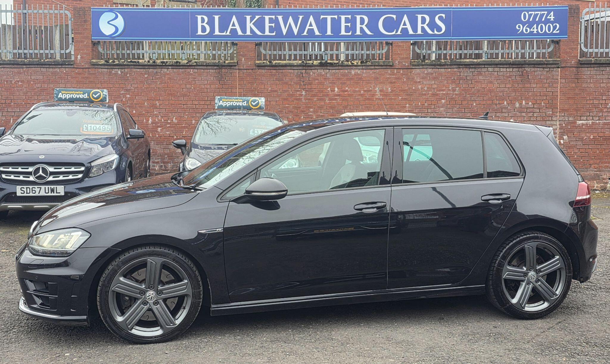 Volkswagen Golf - Image 4