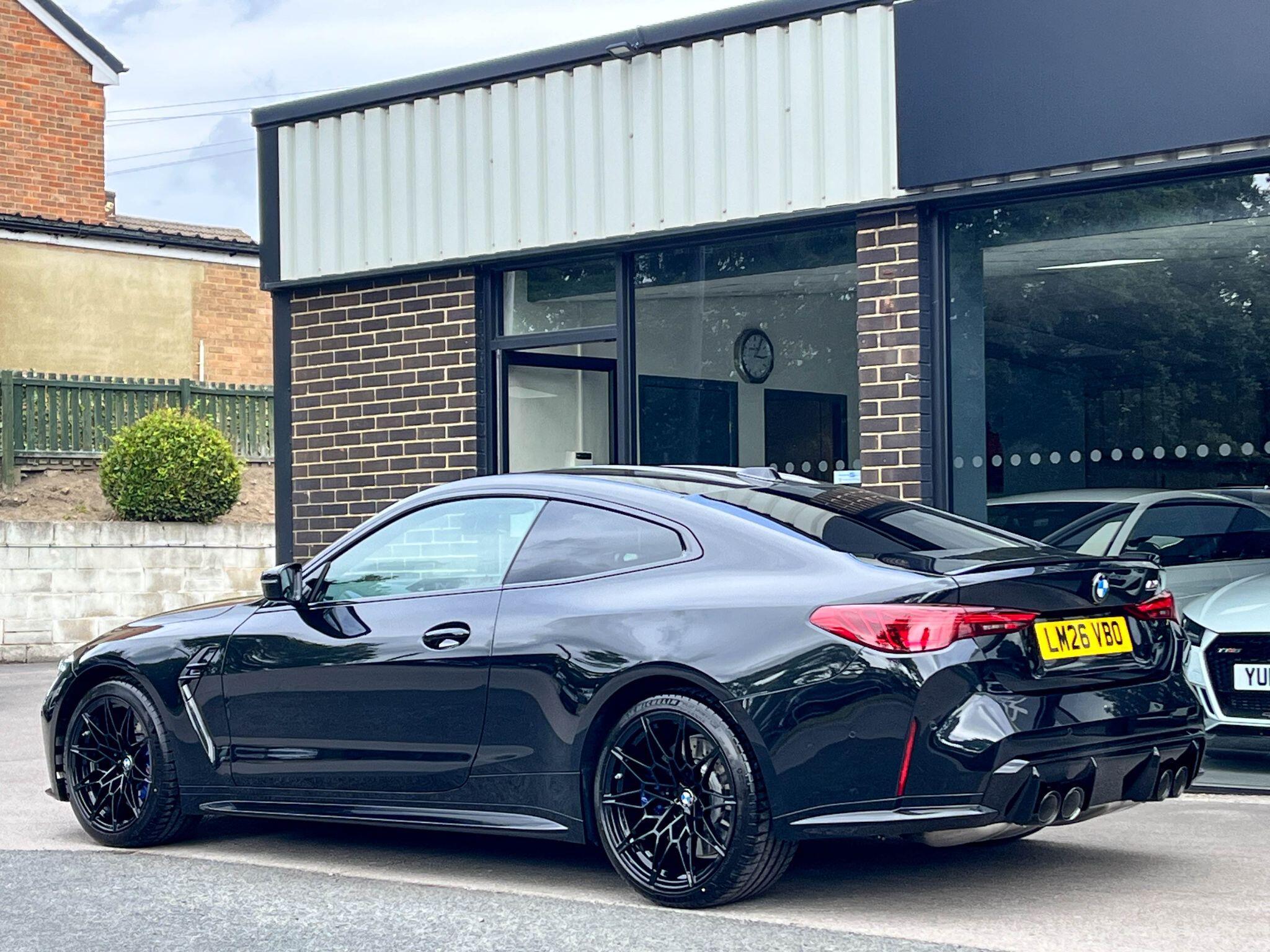 BMW M4 - Image 4