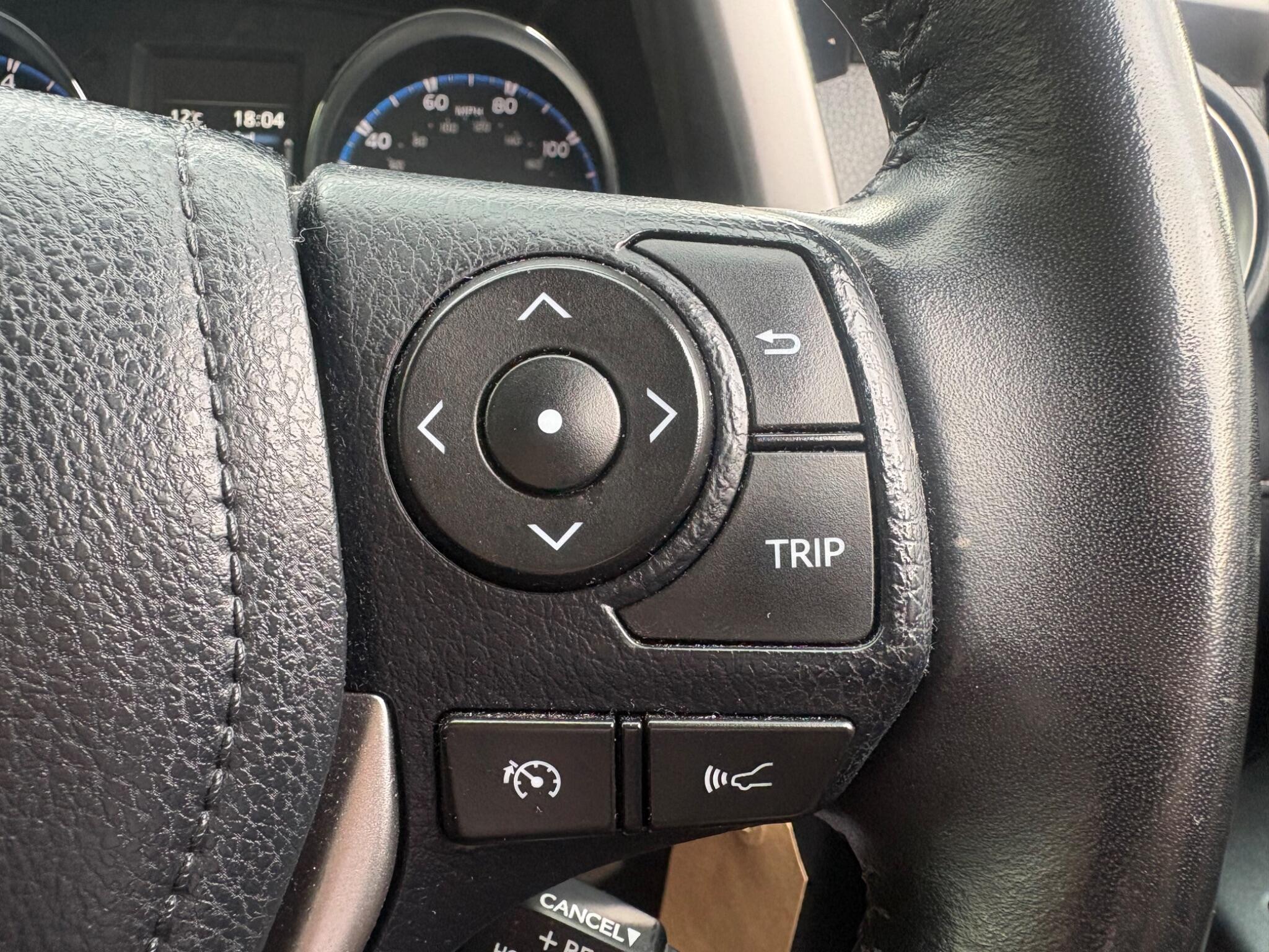 Toyota RAV4 - Image 30