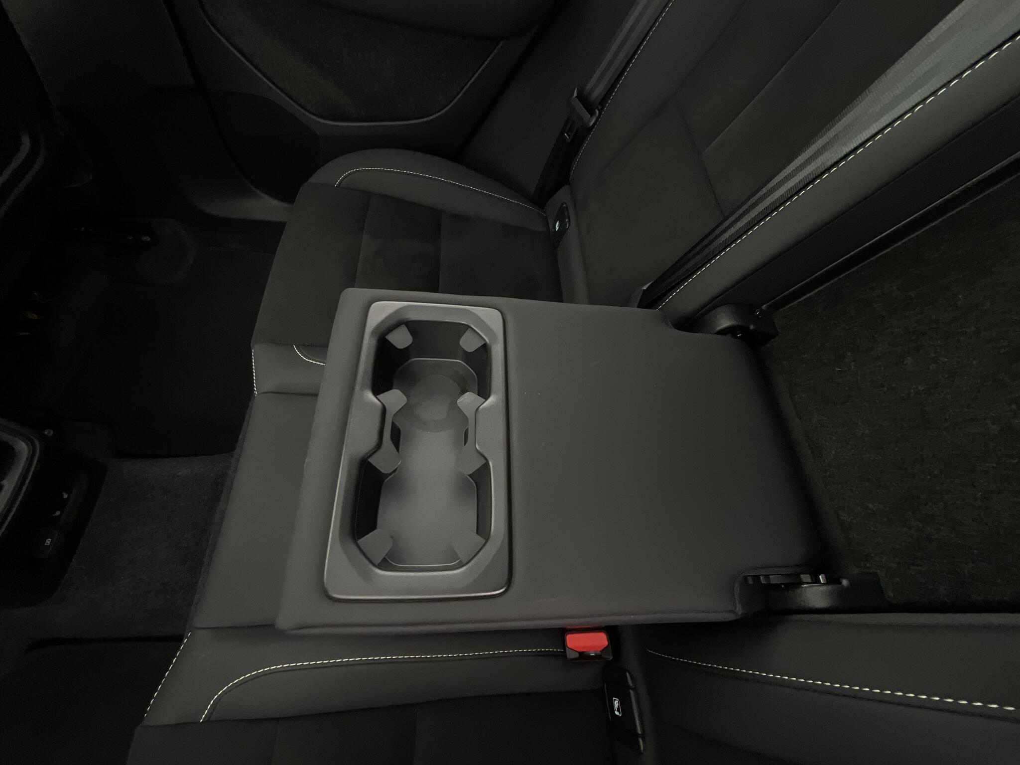 Volvo XC40 - Image 16