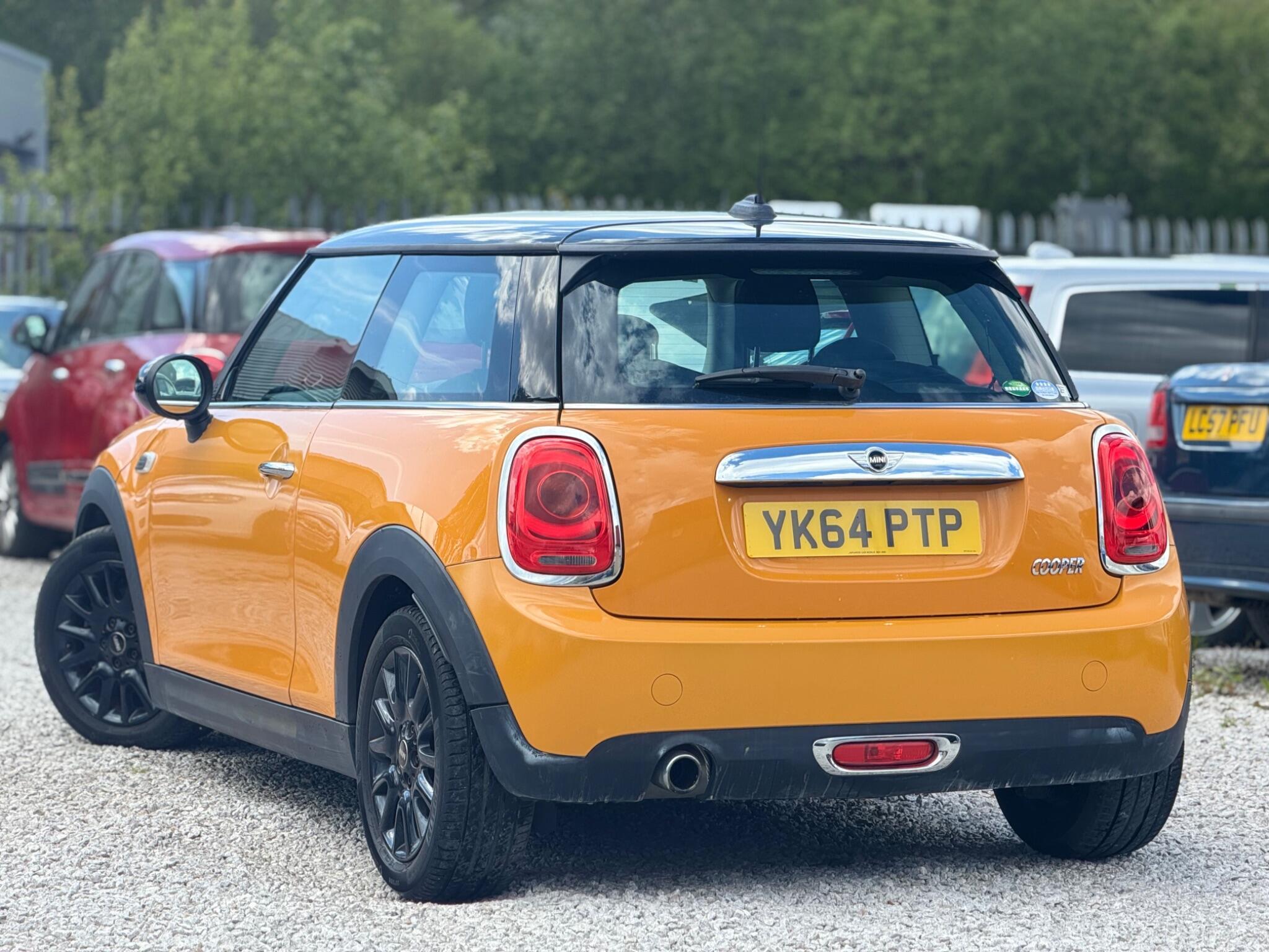 MINI Hatch - Image 2