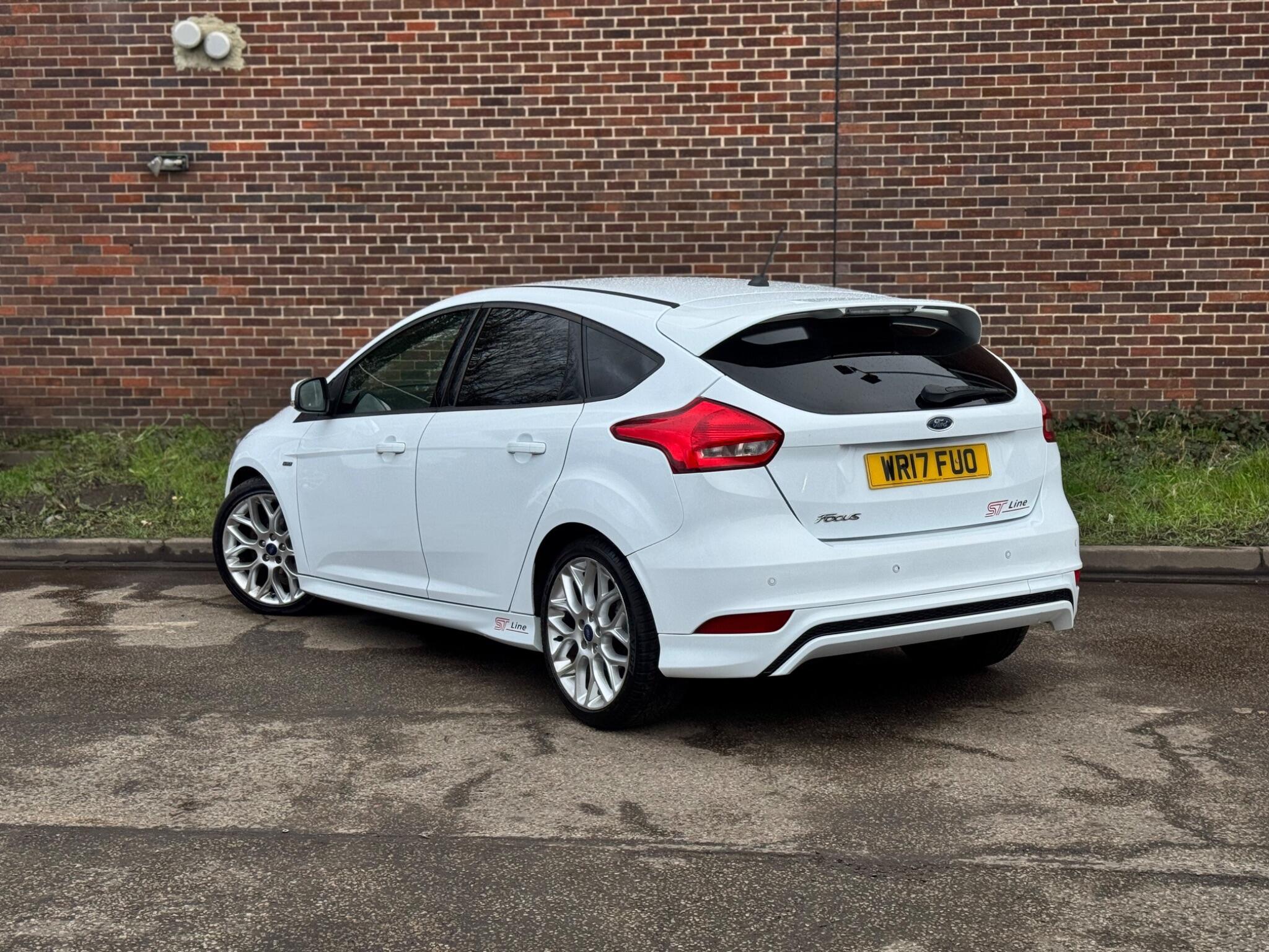 Ford Focus - Image 4