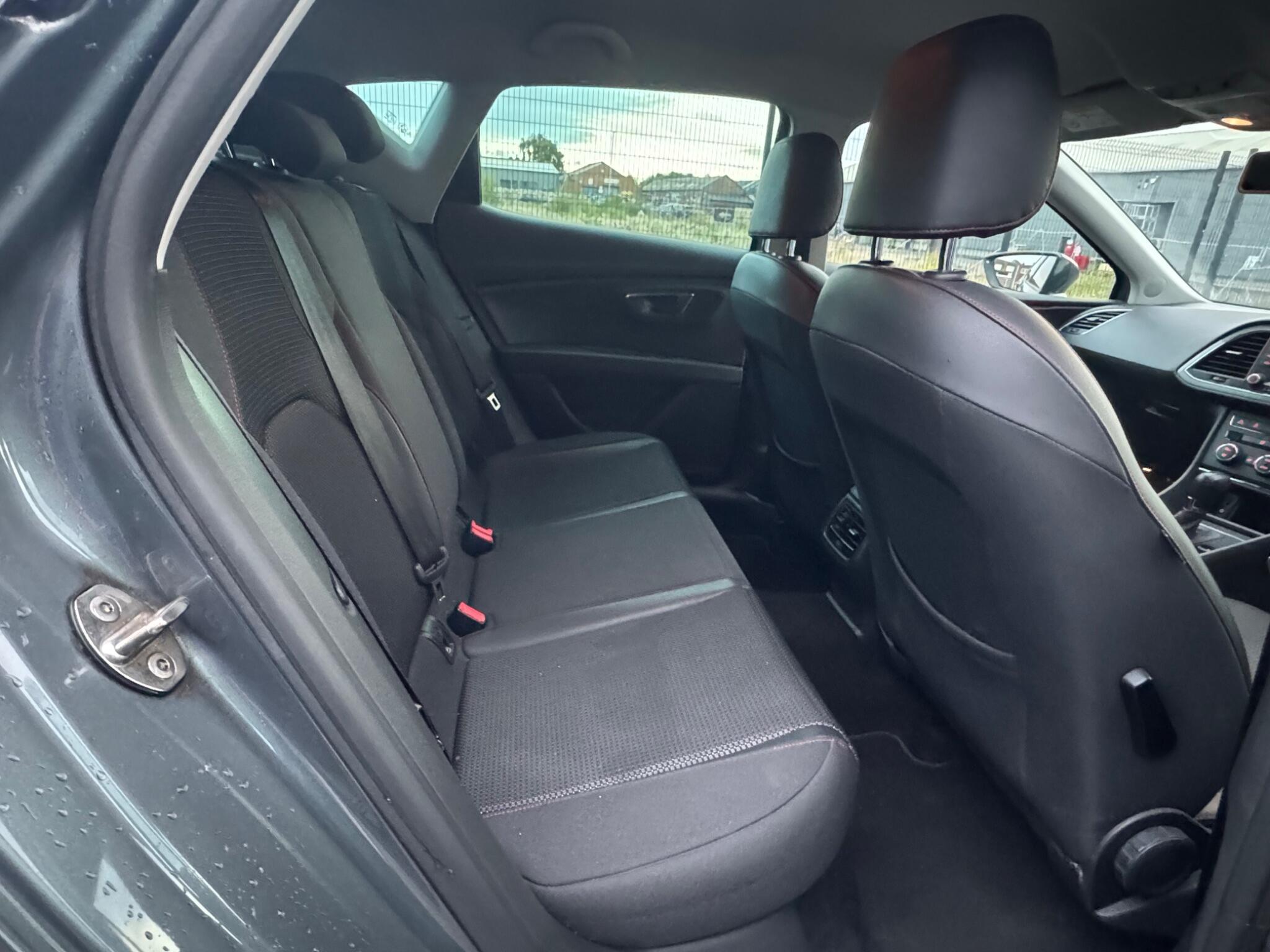 SEAT Leon - Image 11