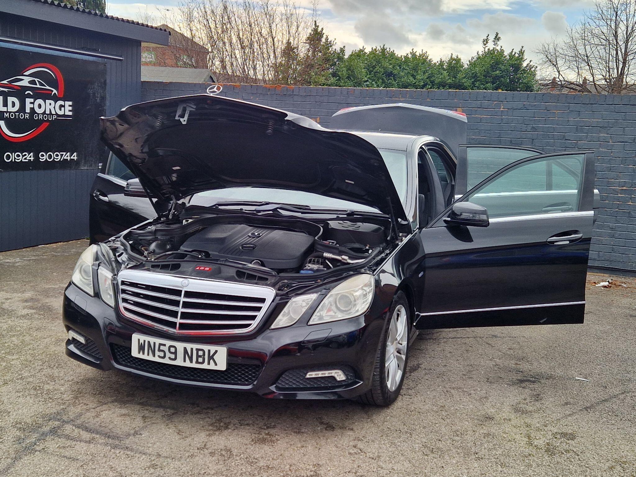 Mercedes E Class - Image 24
