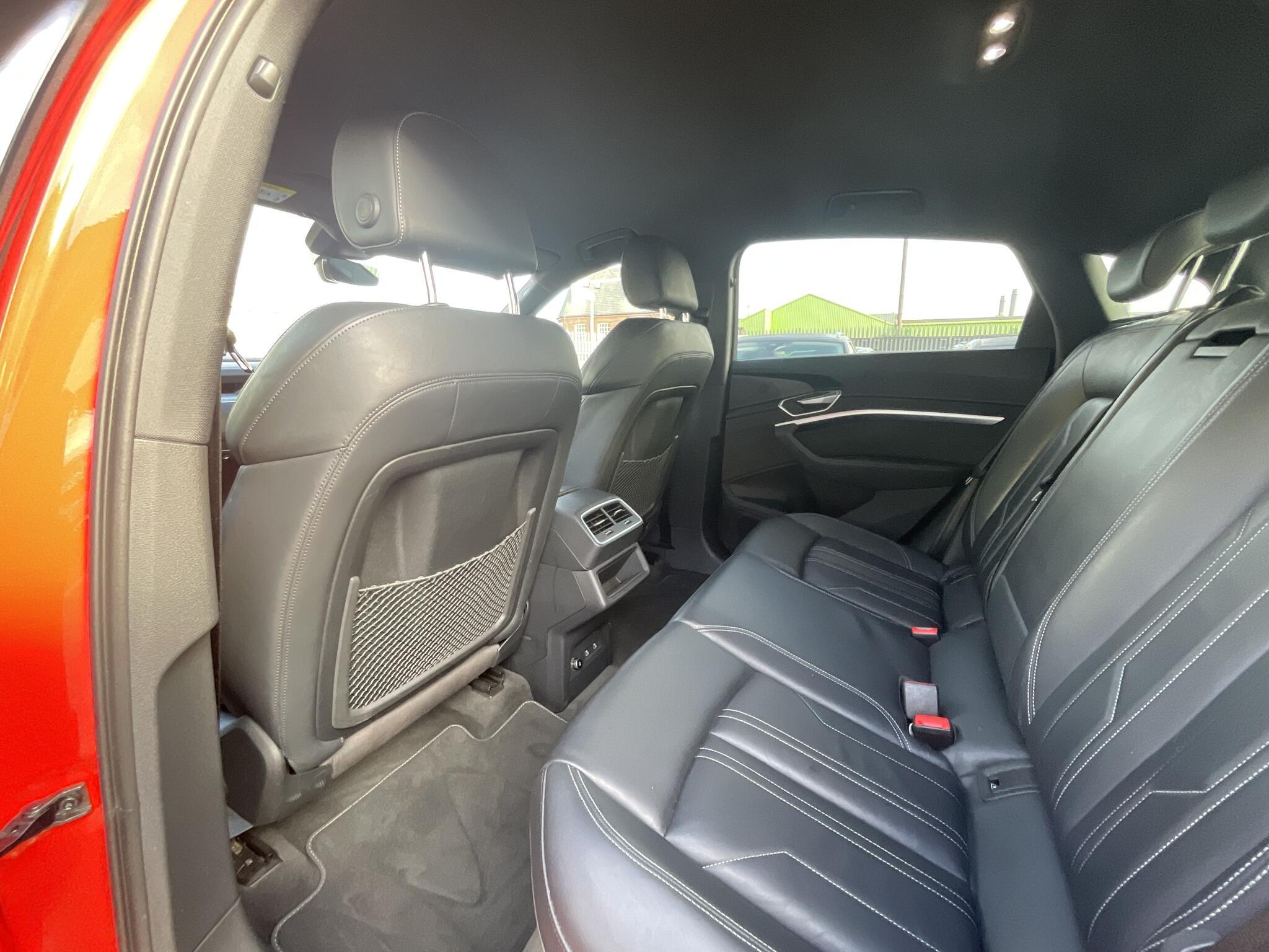 Audi E-Tron - Image 12