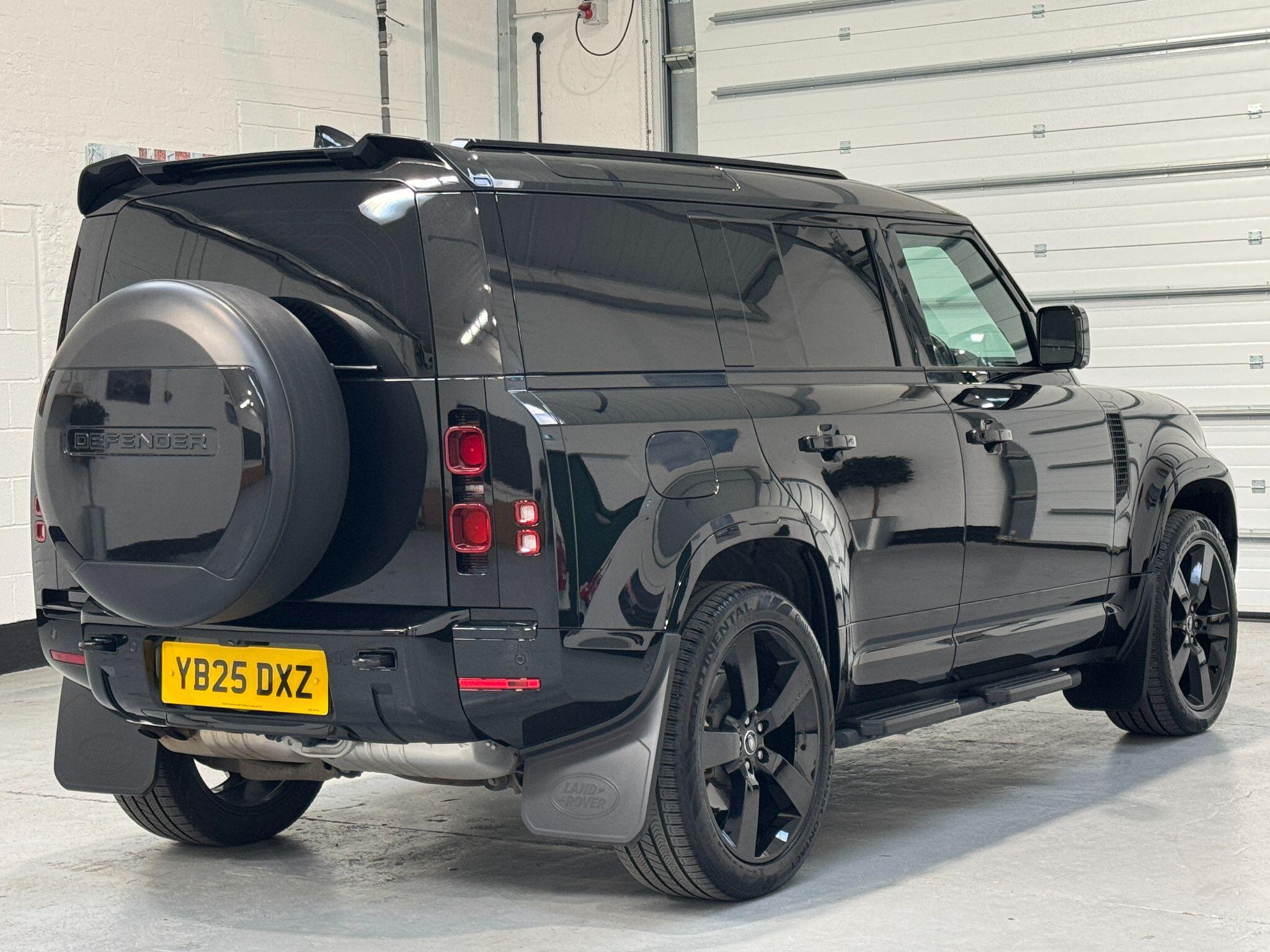 Land Rover Defender 110 - Image 11