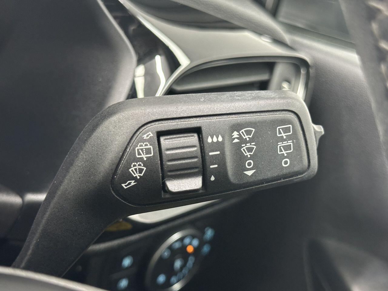 Ford Fiesta - Image 23