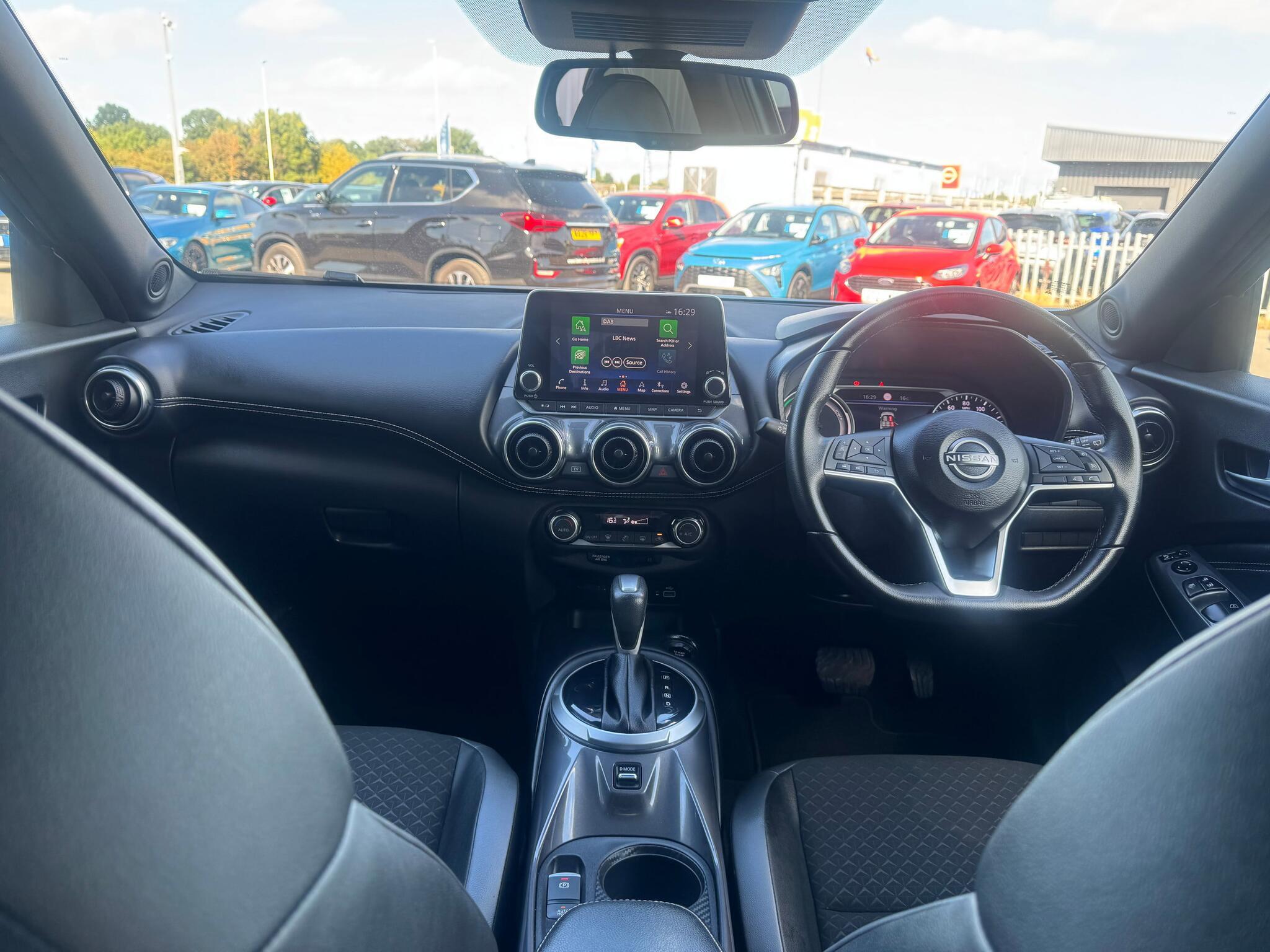 Nissan Juke - Image 17