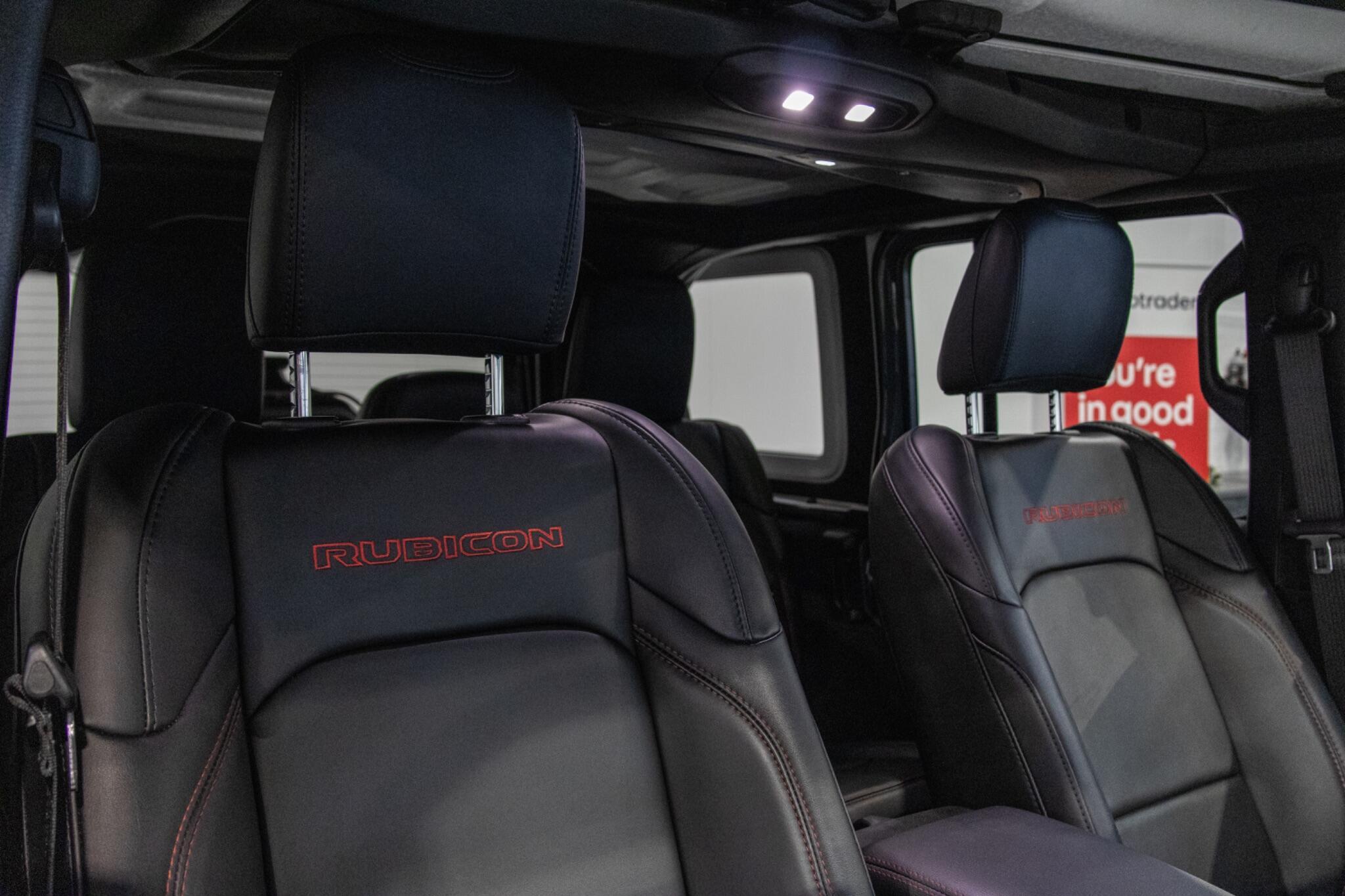 Jeep Wrangler - Image 13