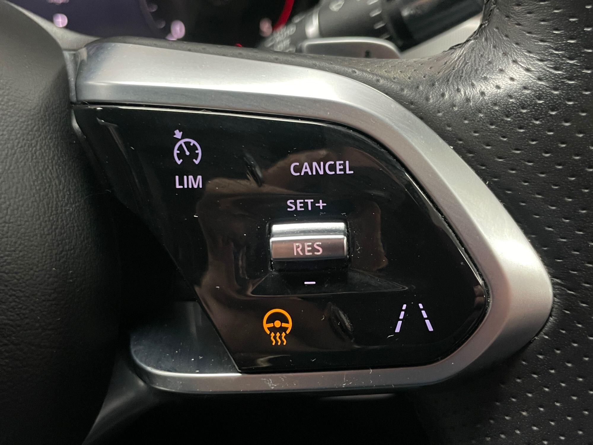 Jaguar F-Pace - Image 35