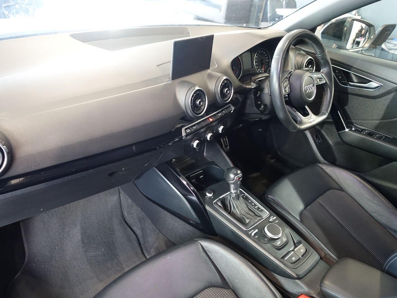 Audi Q2 - Image 11