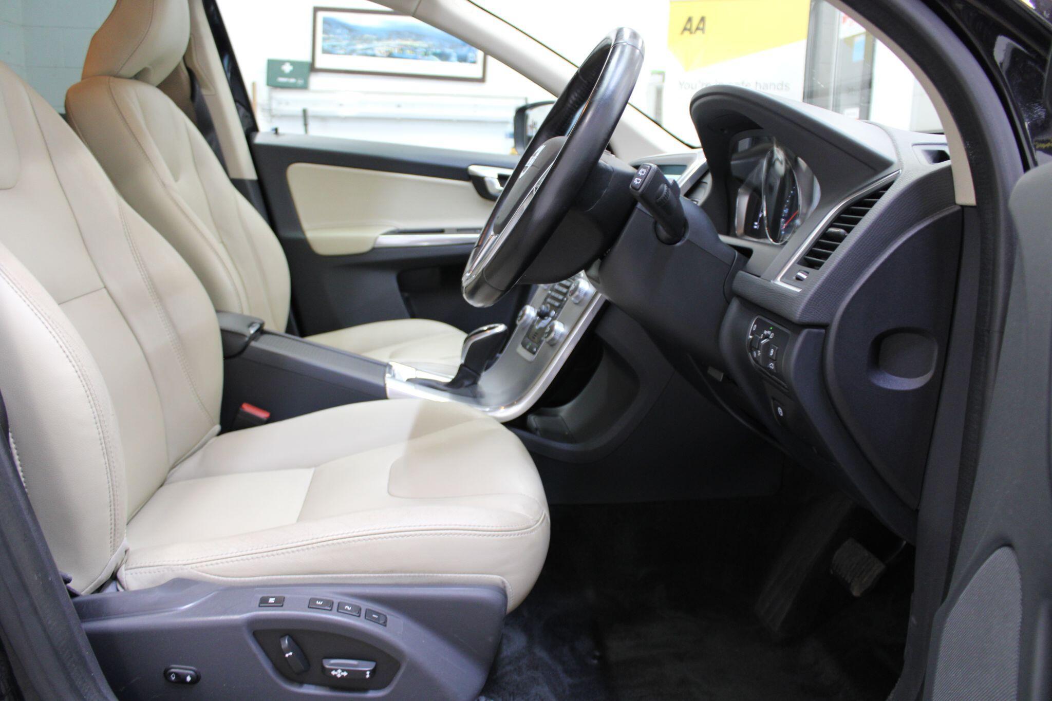 Volvo XC60 - Image 47