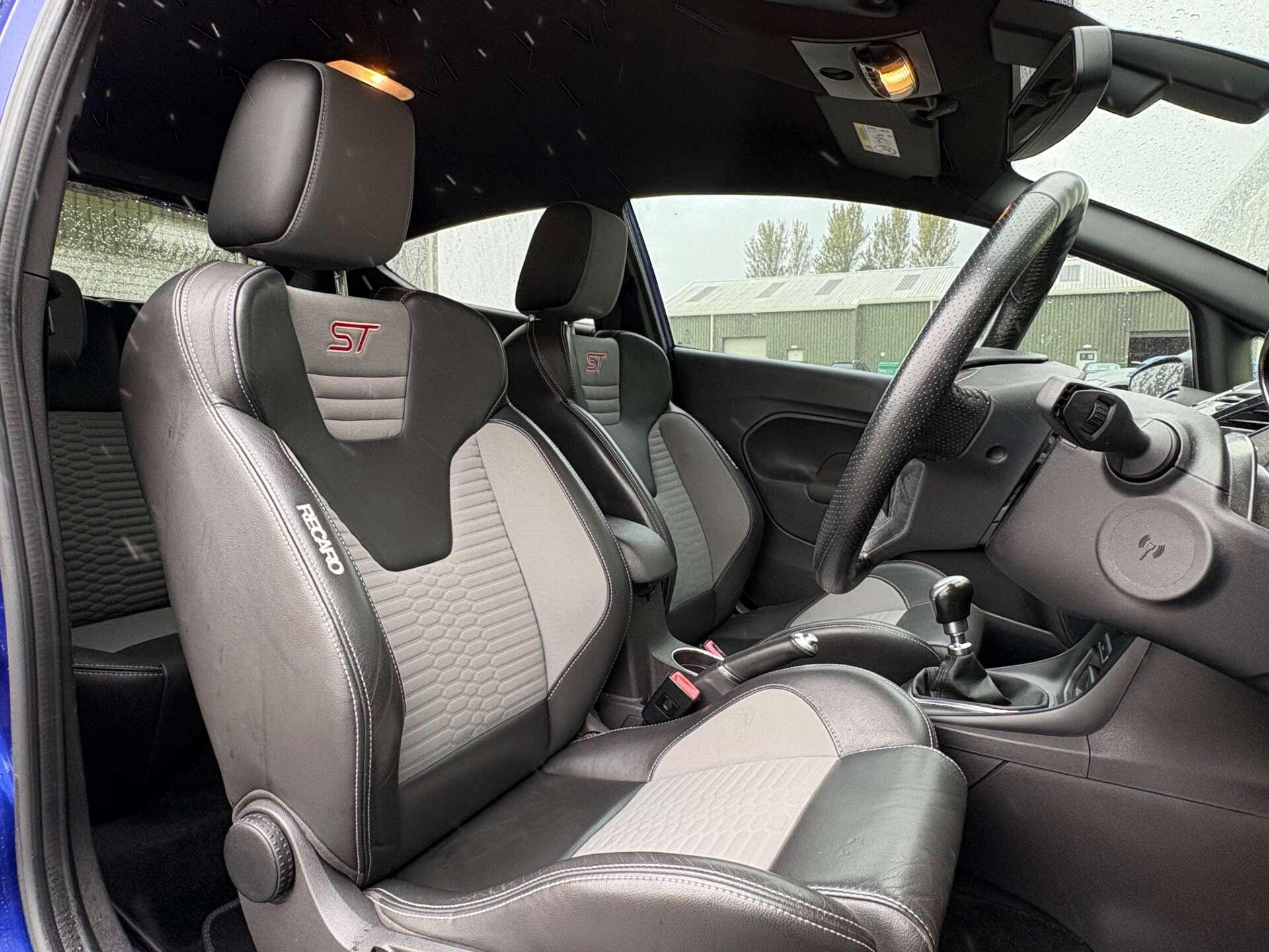 Ford Fiesta - Image 20