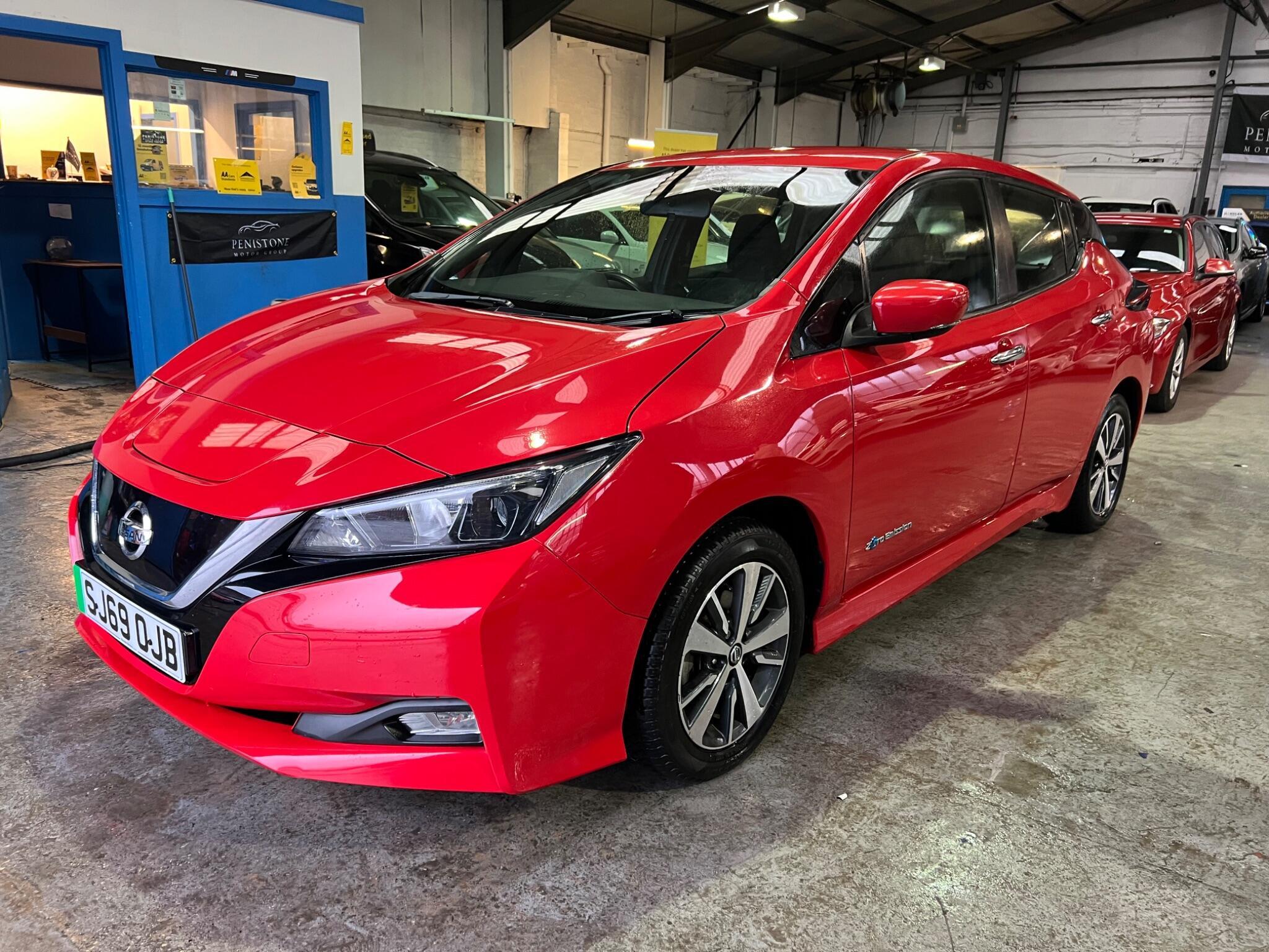 Nissan Leaf - Image 10