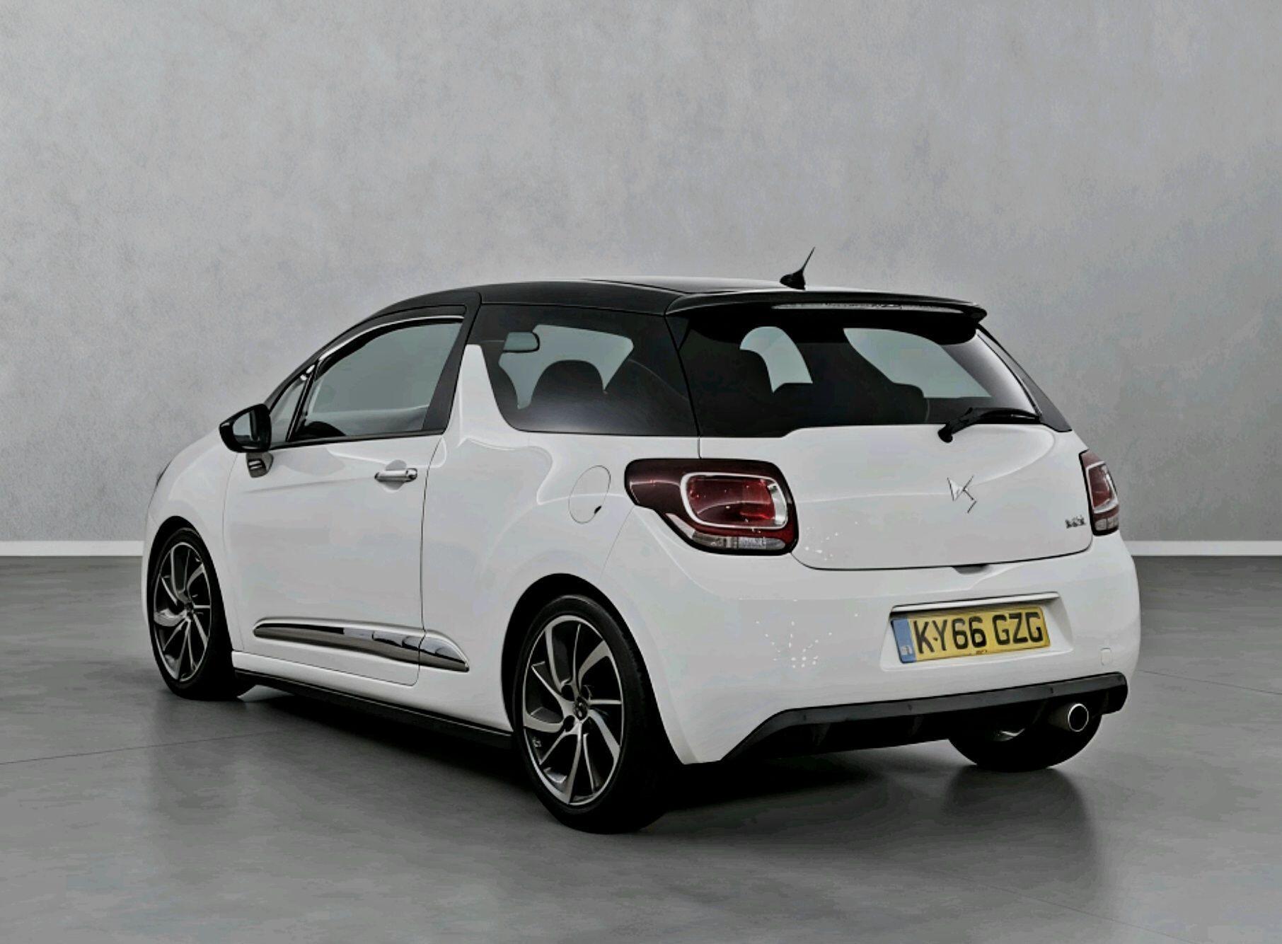 DS AUTOMOBILES DS 3 - Image 5